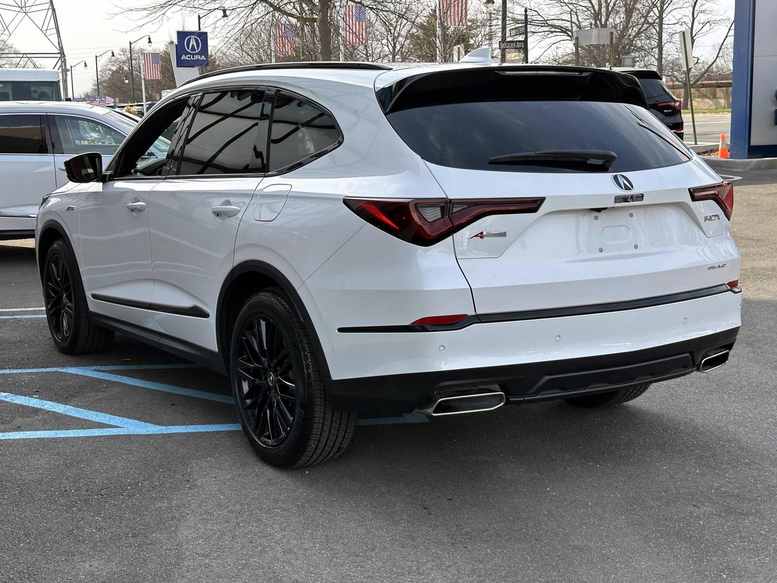 Used 2025 White Acura SH-AWD w/A-Spec Advance Package image 7