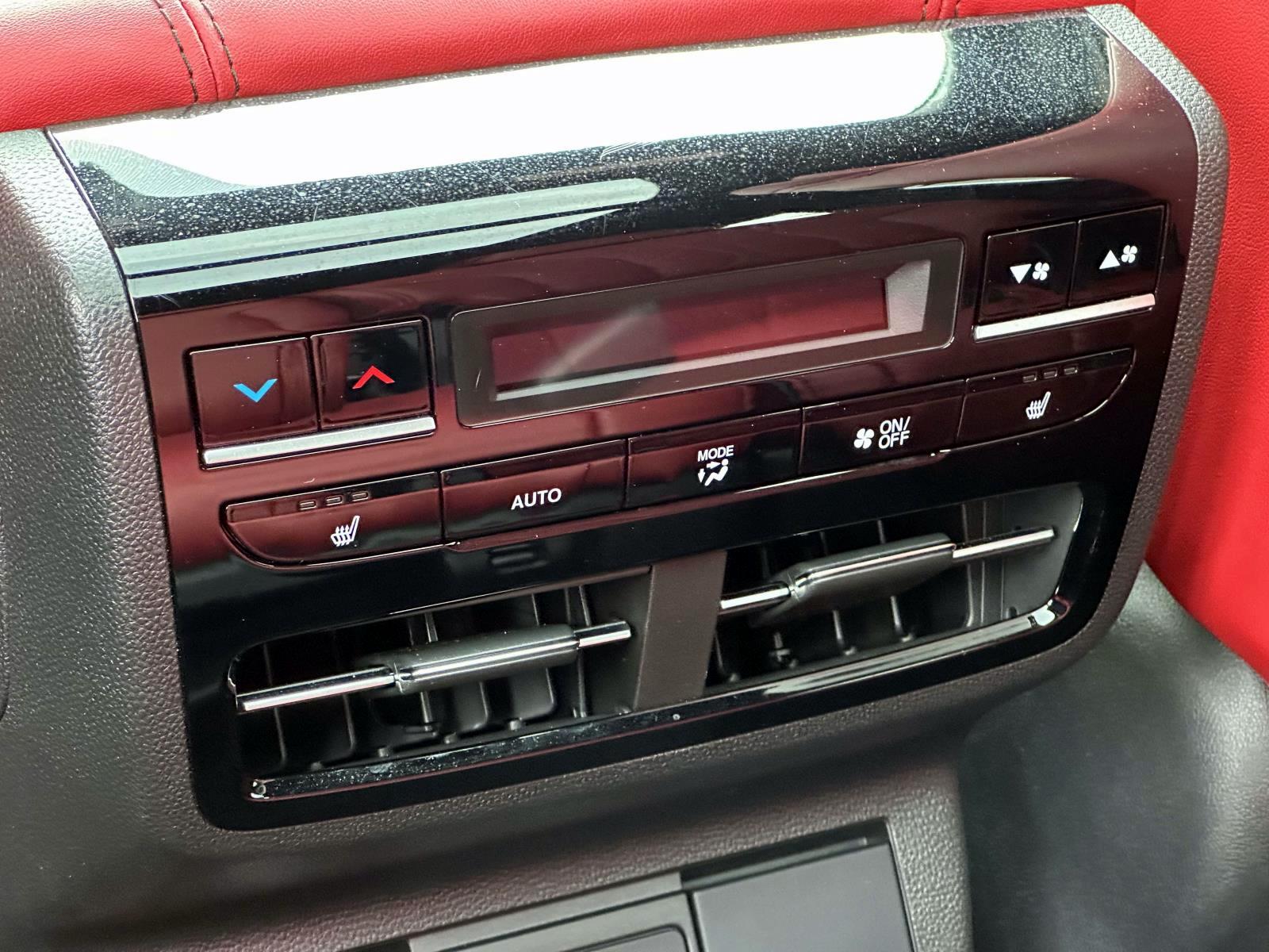 Used 2025 White Acura SH-AWD w/A-Spec Advance Package image 13