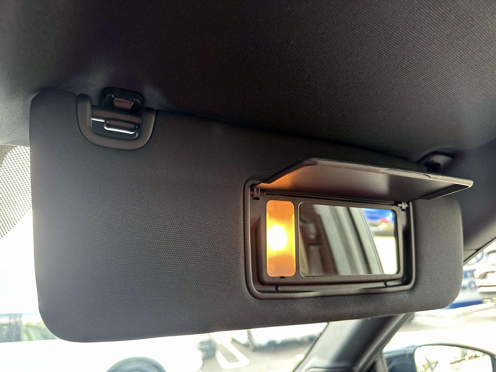 Used 2025 White Acura SH-AWD w/A-Spec Advance Package image 38