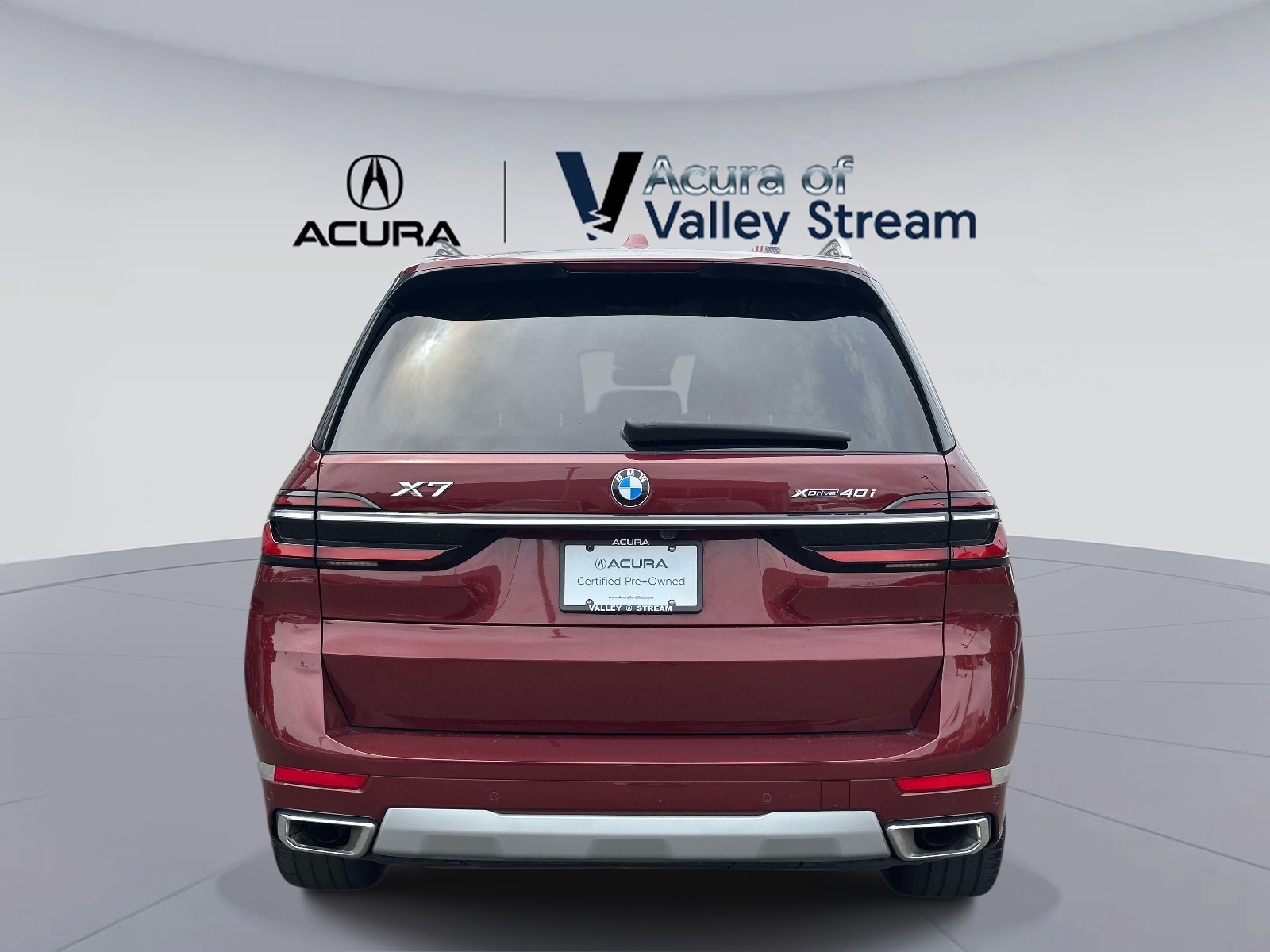 Used 2025 Red BMW xDrive40i Sports Activity Vehicle image 6
