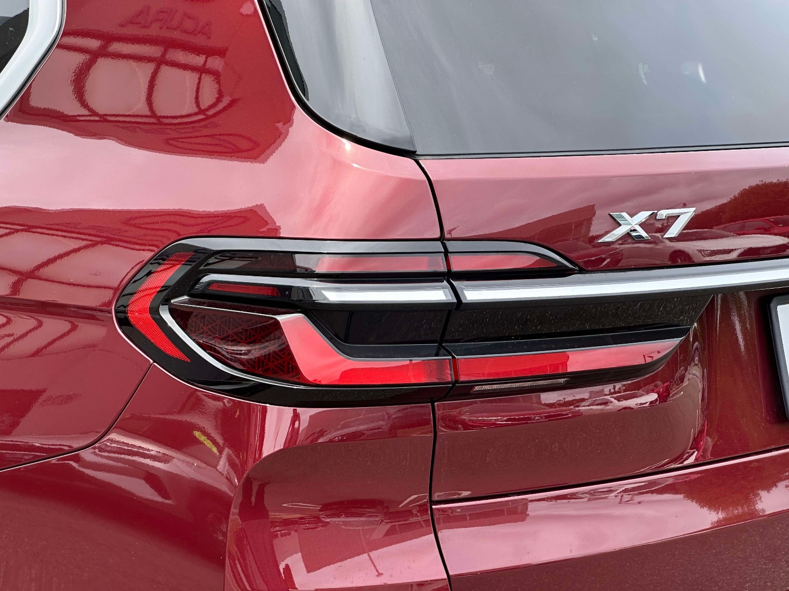 Used 2025 Red BMW xDrive40i Sports Activity Vehicle image 15