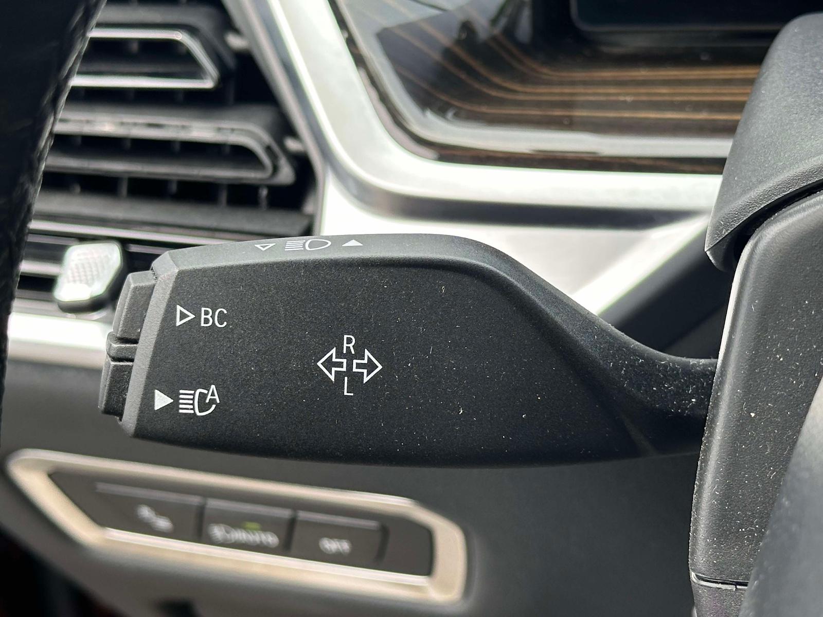 Used 2025 Red BMW xDrive40i Sports Activity Vehicle image 30