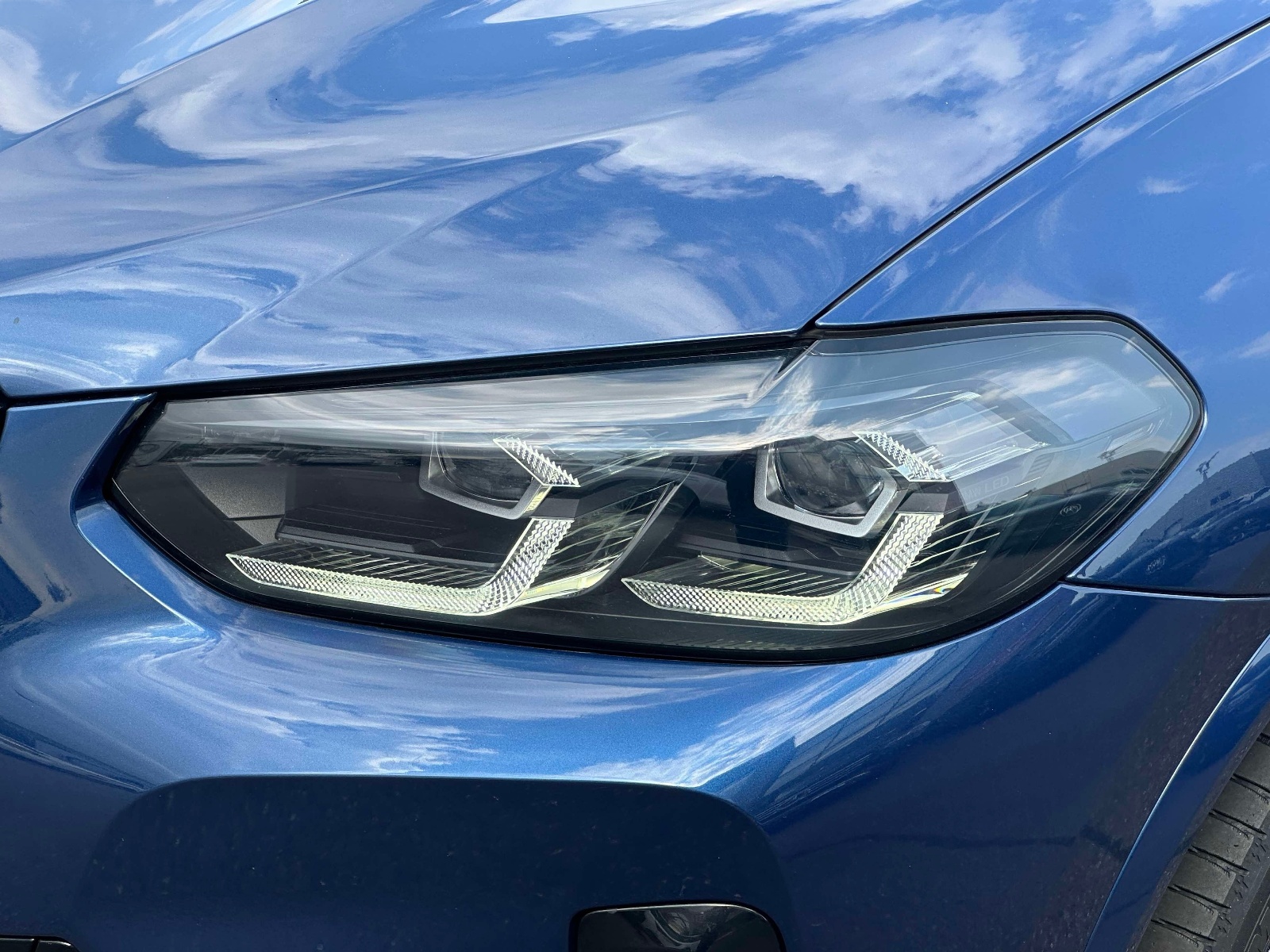 Used 2024 Phytonic Blue Metallic BMW xDrive30i Sports Activity Vehicle image 14