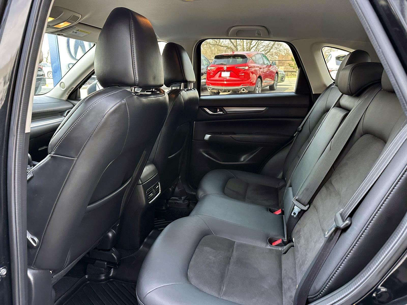 Used 2021 Jet Black Mica Mazda Touring AWD image 10