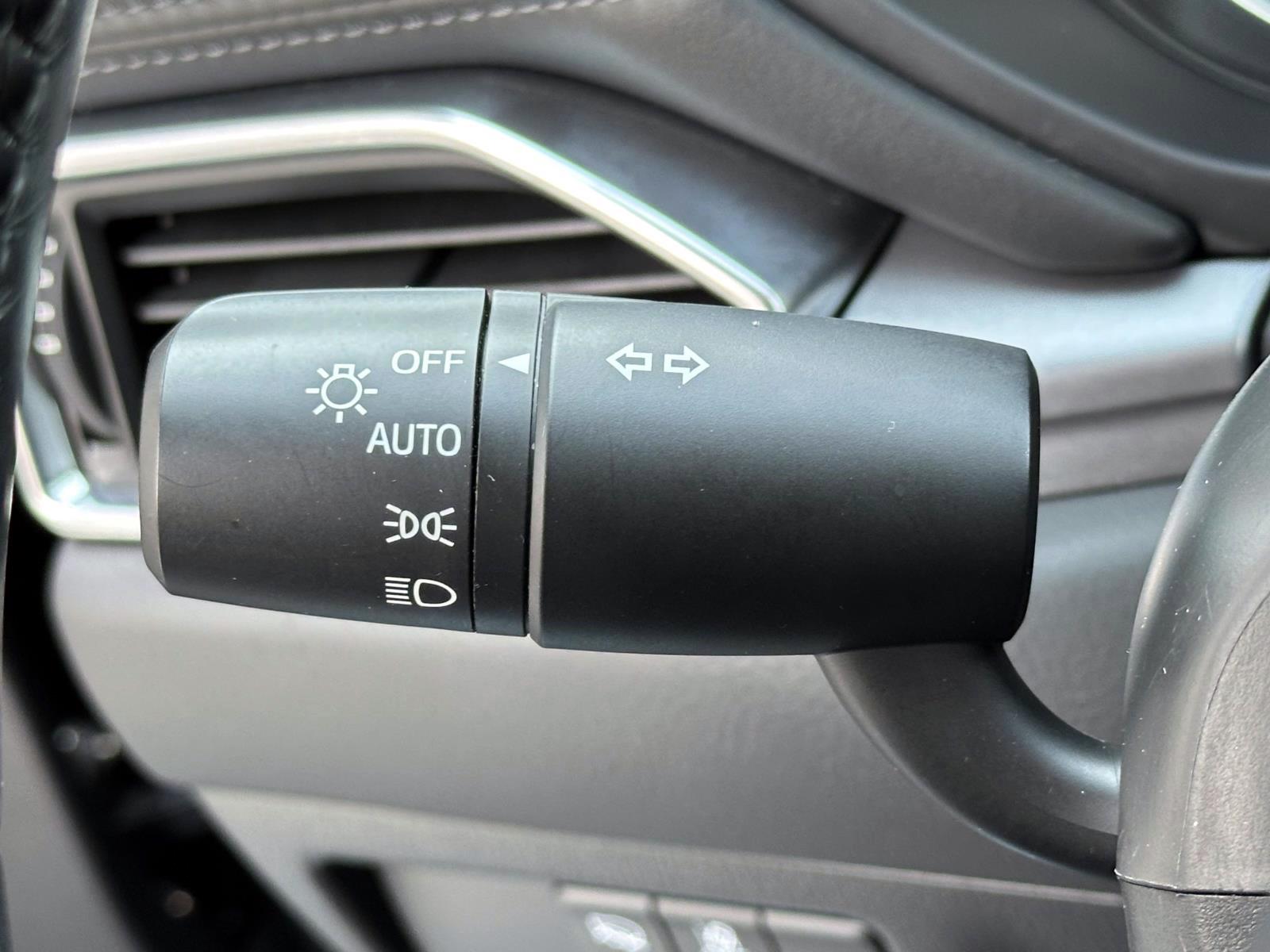 Used 2021 Jet Black Mica Mazda Touring AWD image 21