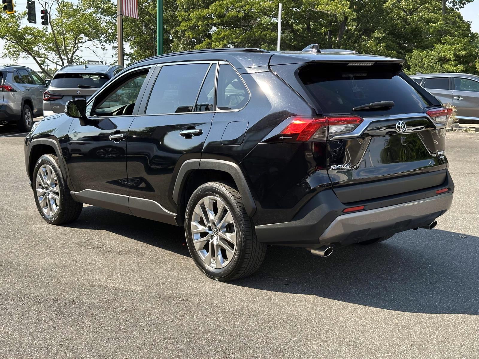 Used 2020 Black Toyota Limited AWD (Natl) image 7