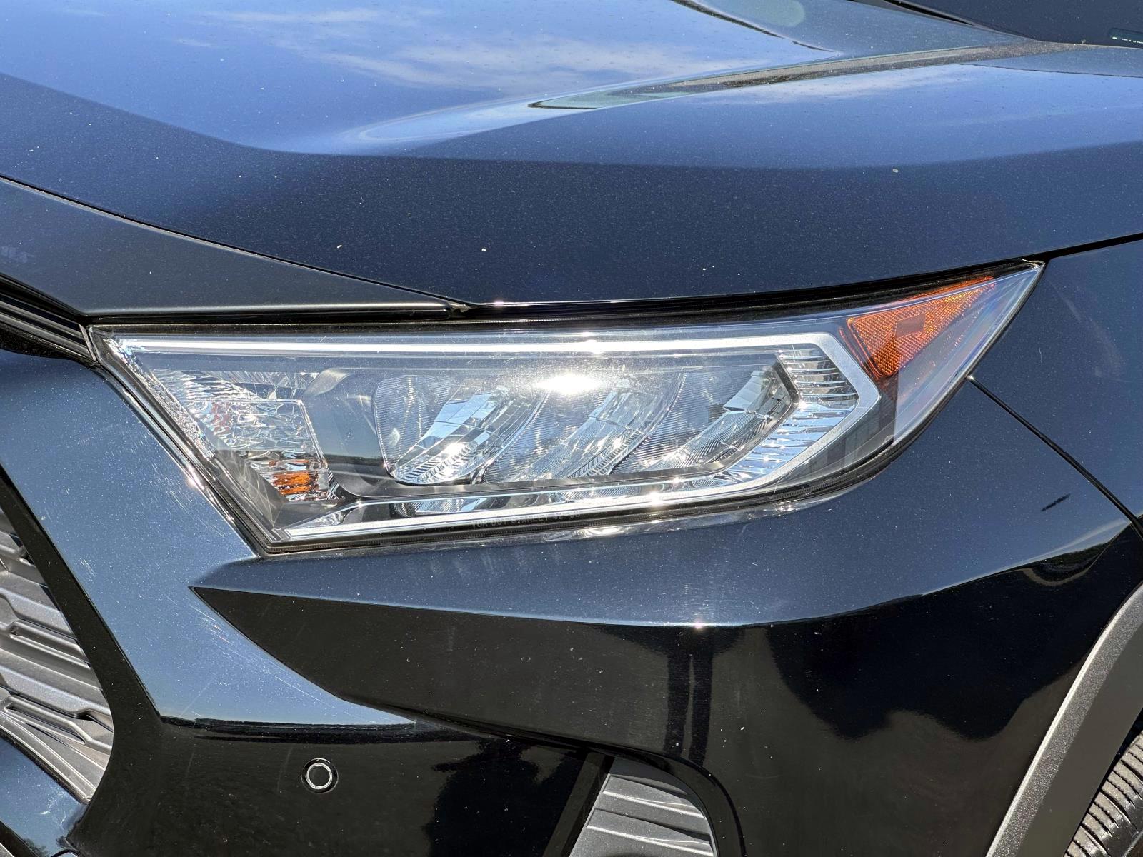 Used 2020 Black Toyota Limited AWD (Natl) image 8