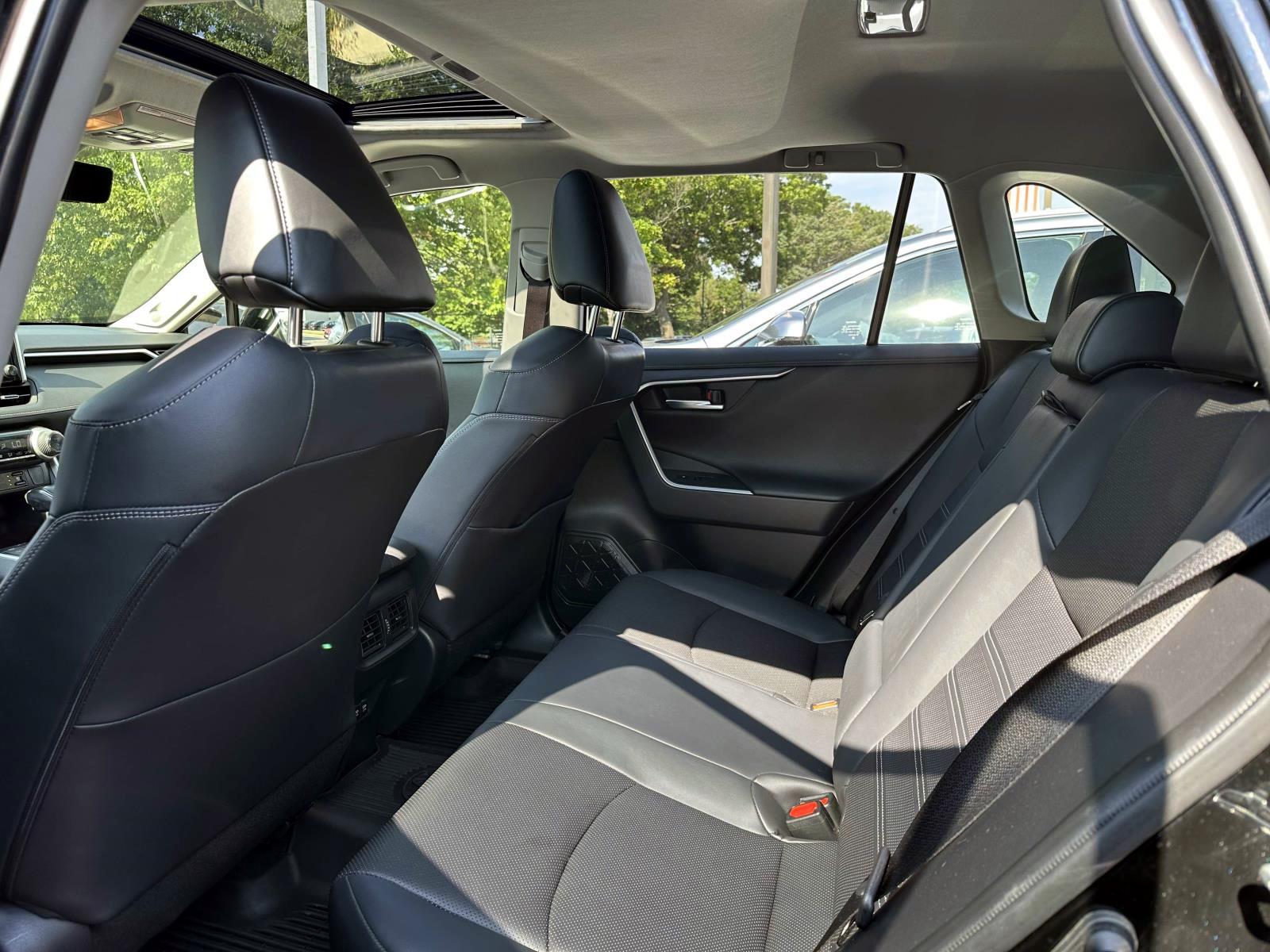 Used 2020 Black Toyota Limited AWD (Natl) image 10