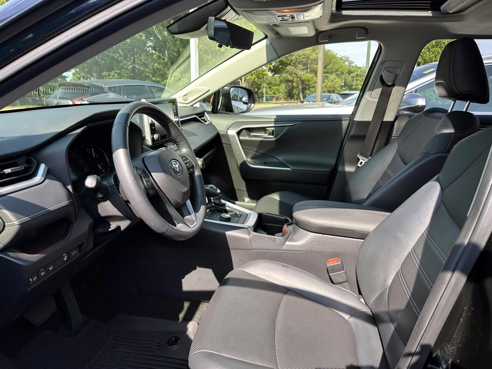 Used 2020 Black Toyota Limited AWD (Natl) image 15