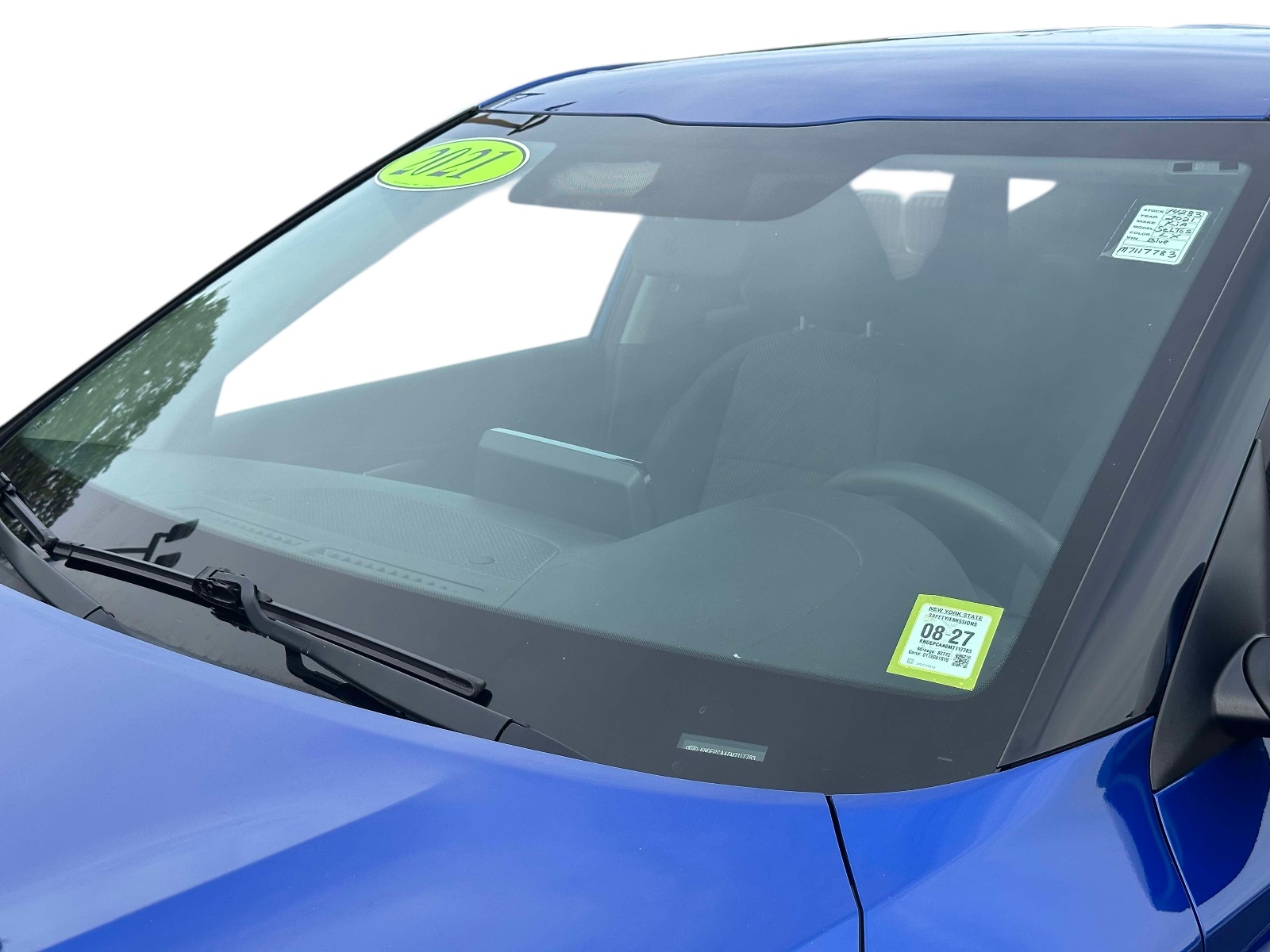 Used 2021 Neptune Blue Kia LX IVT AWD image 9