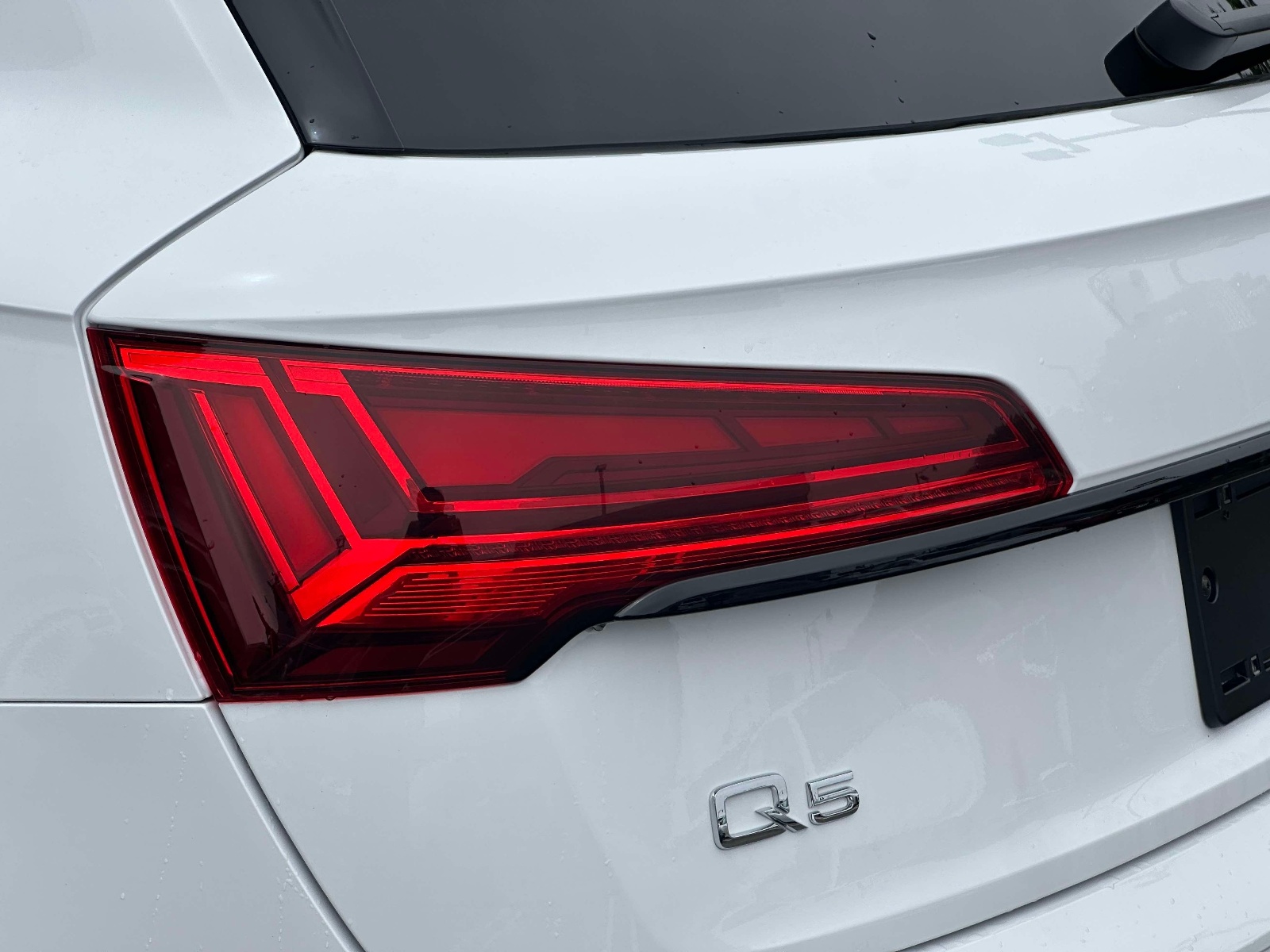 Used 2025 White Audi S line Premium 45 TFSI quattro image 15