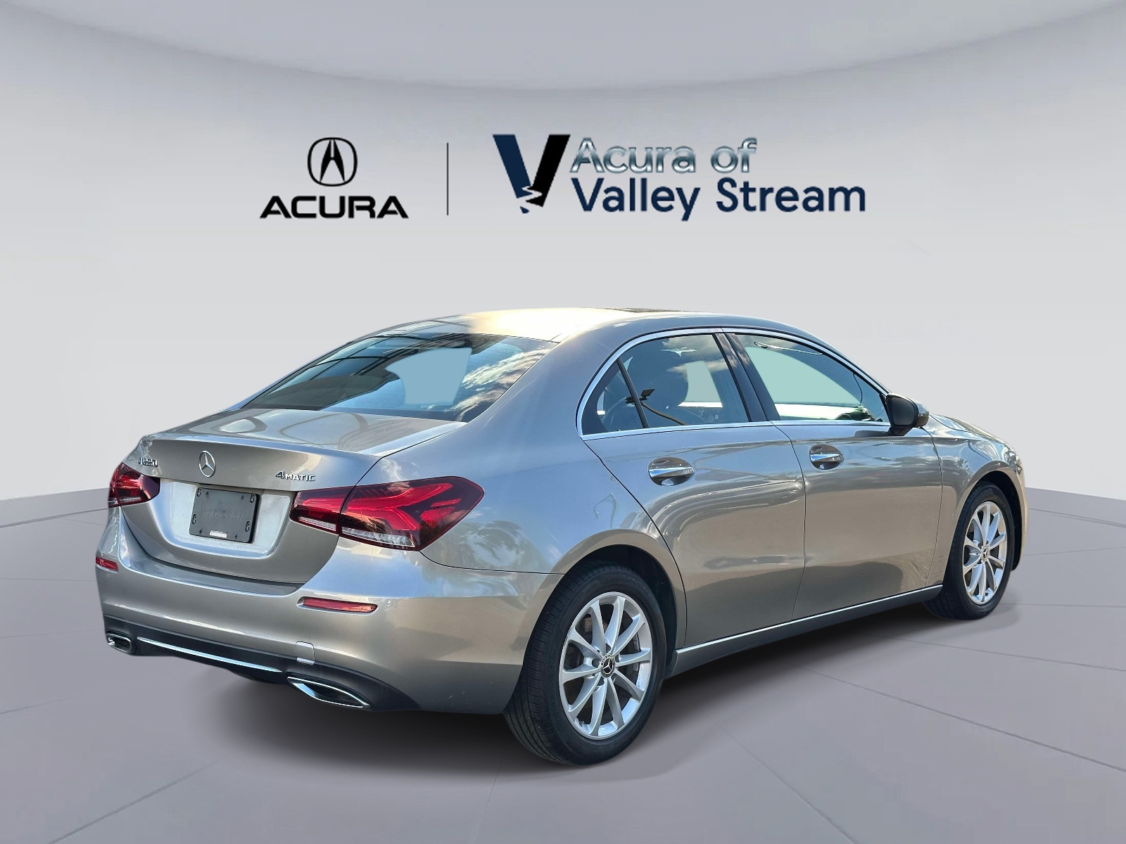 Used 2020 Silver Mercedes-Benz A 220 4MATIC® Sedan image 5