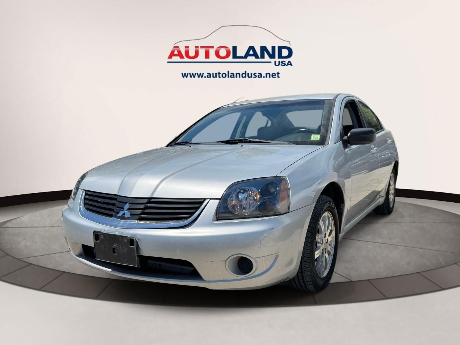 Liquid Silver Metallic 2008 Mitsubishi Galant ES Sedan Front-Wheel Drive Automatic