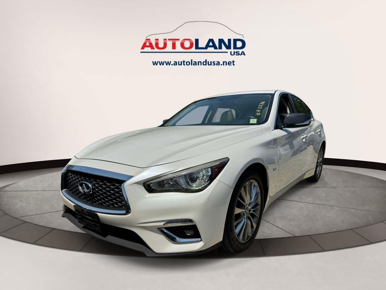 2018 INFINITI Q50 3.0t LUXE RWD