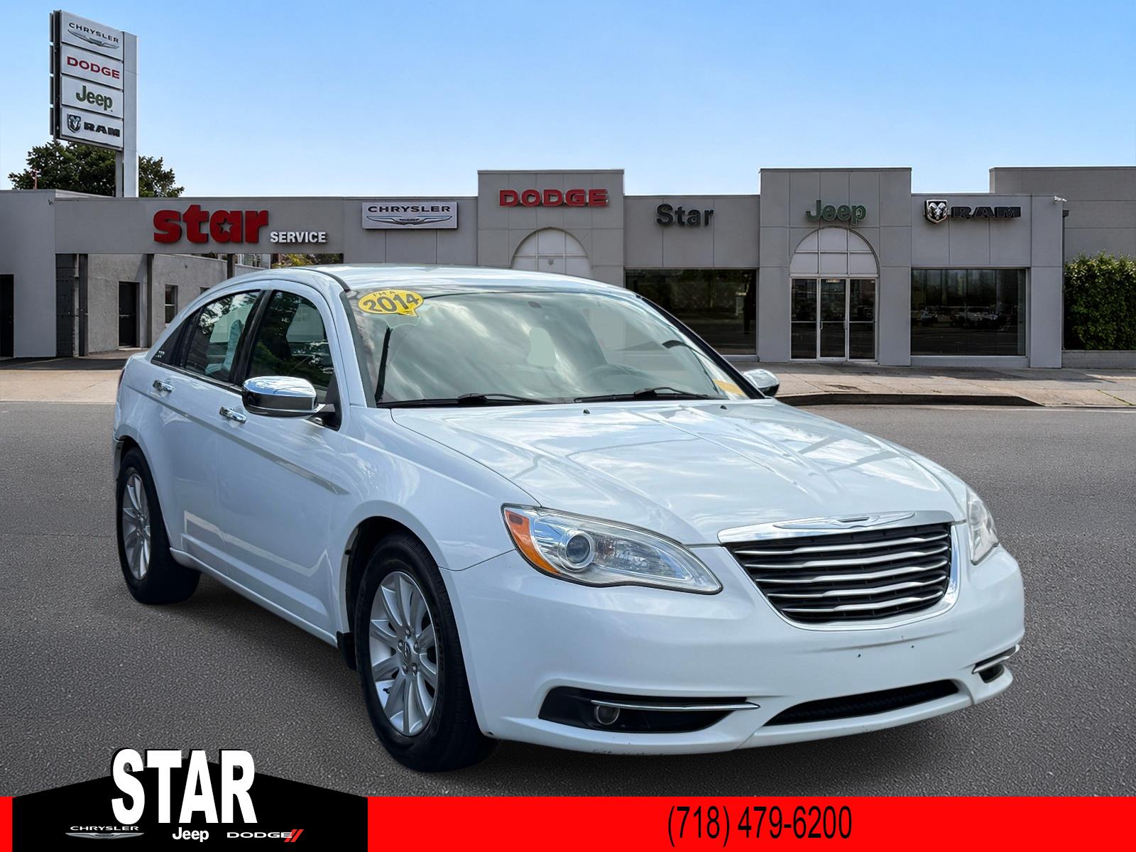 2014 Chrysler 200 Limited Sedan FWD