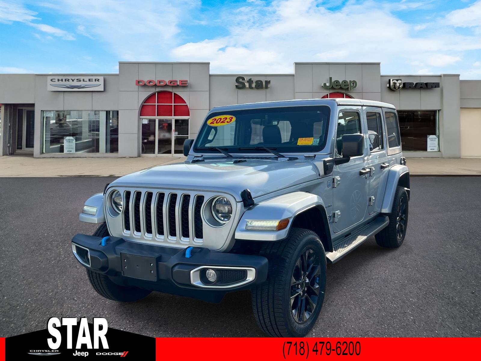 View vehicle photo 3