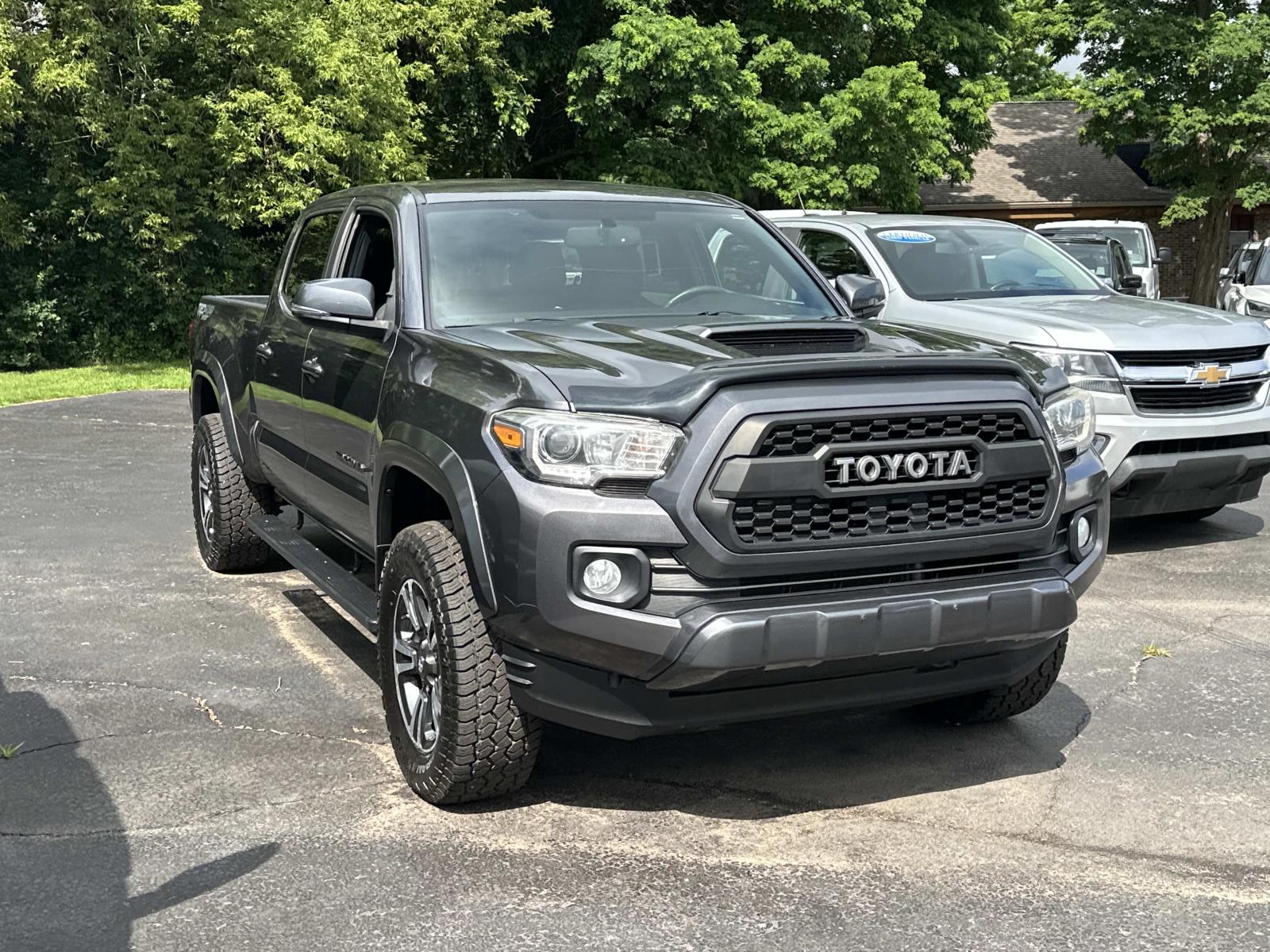 2017 Toyota Tacoma TRD Sport V6 Double Cab LB 4WD