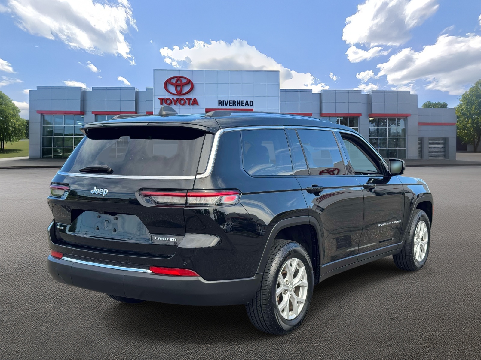 Used 2023 Jeep Grand Cherokee L SUV