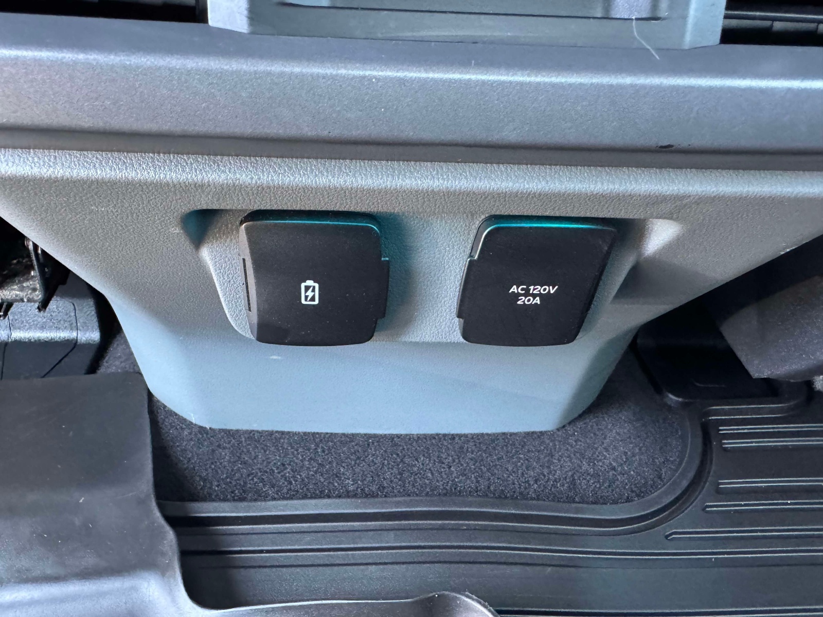 Used 2025 Ford F-150 Truck