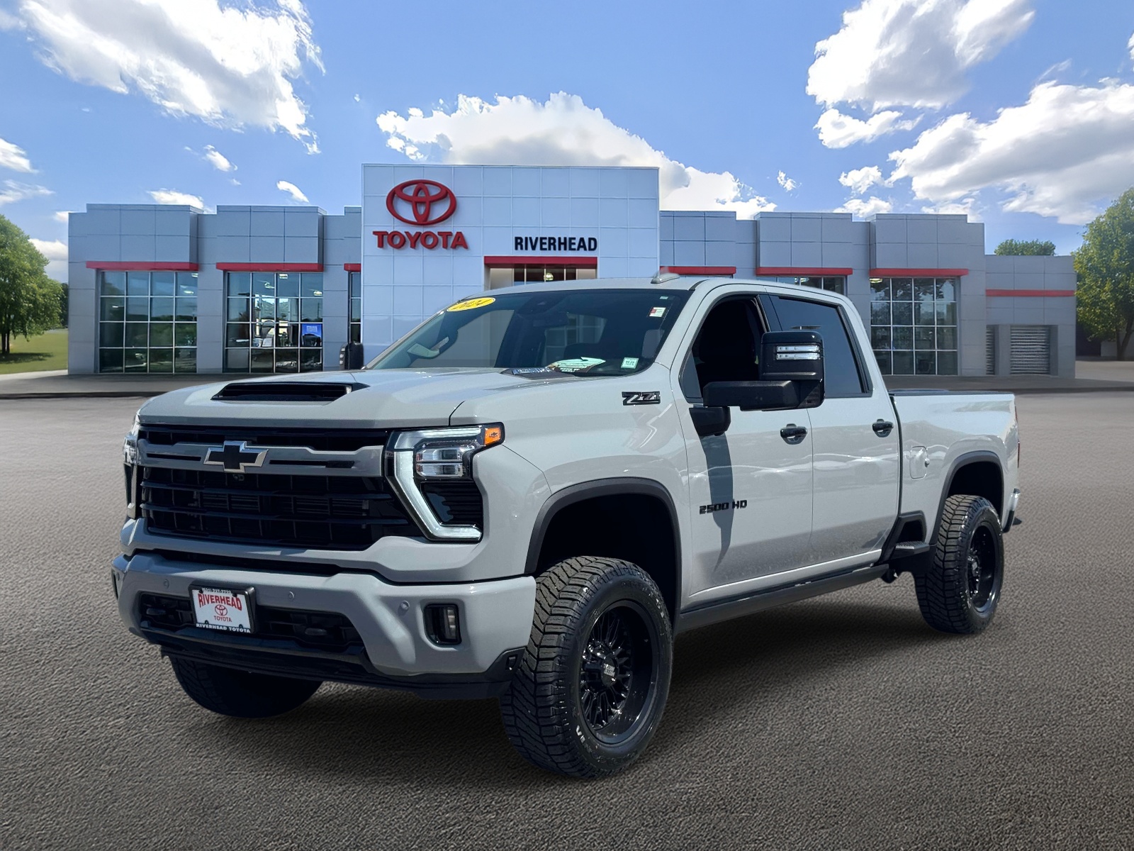 Slate Gray Metallic 2024 Chevrolet Silverado 2500HD LTZ Crew Cab 4WD Pickup Truck Four-Wheel Drive Automatic
