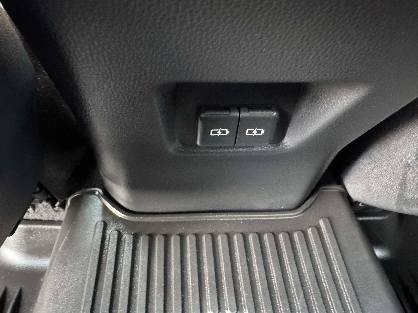 Used 2025 Toyota RAV4 SUV