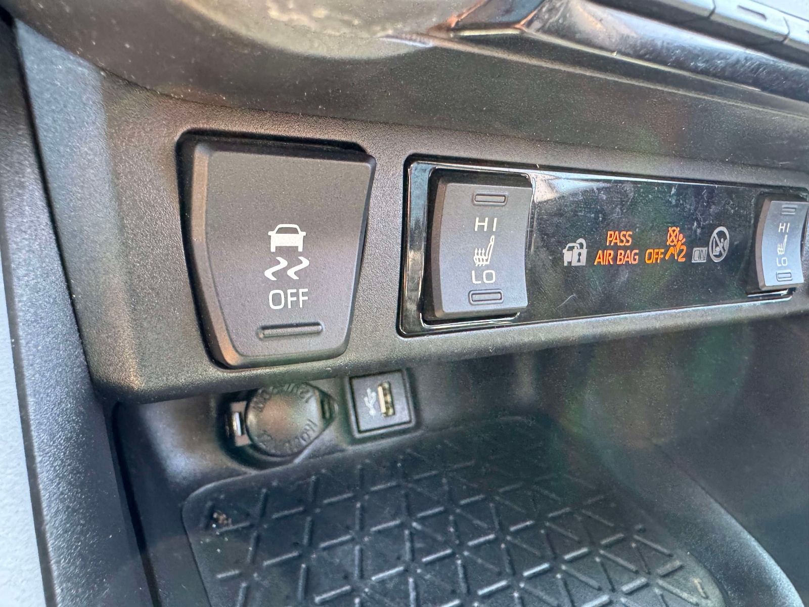 Used 2023 Toyota RAV4 SUV