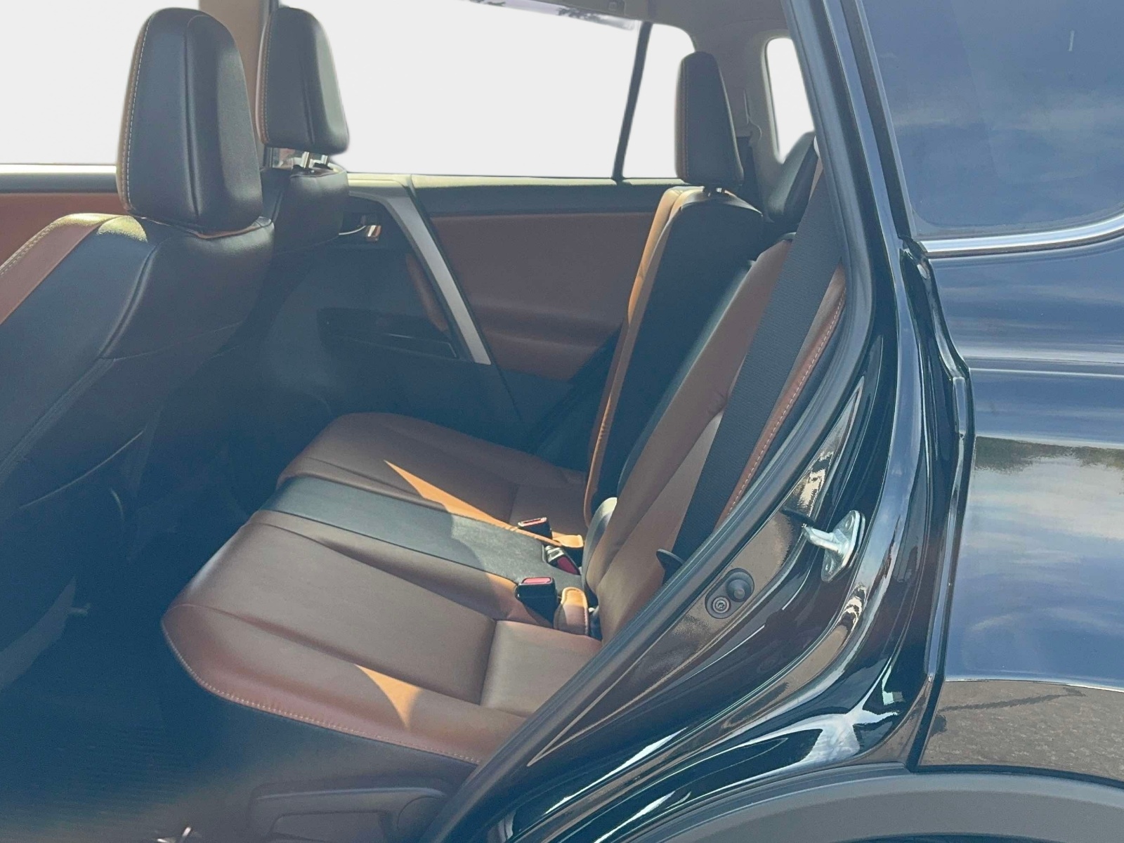 Used 2018 Toyota RAV4 SUV