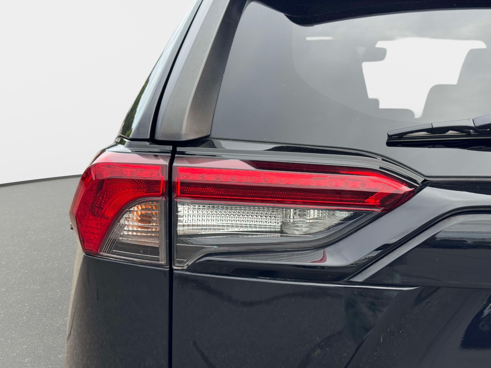 Used 2021 Toyota RAV4 SUV