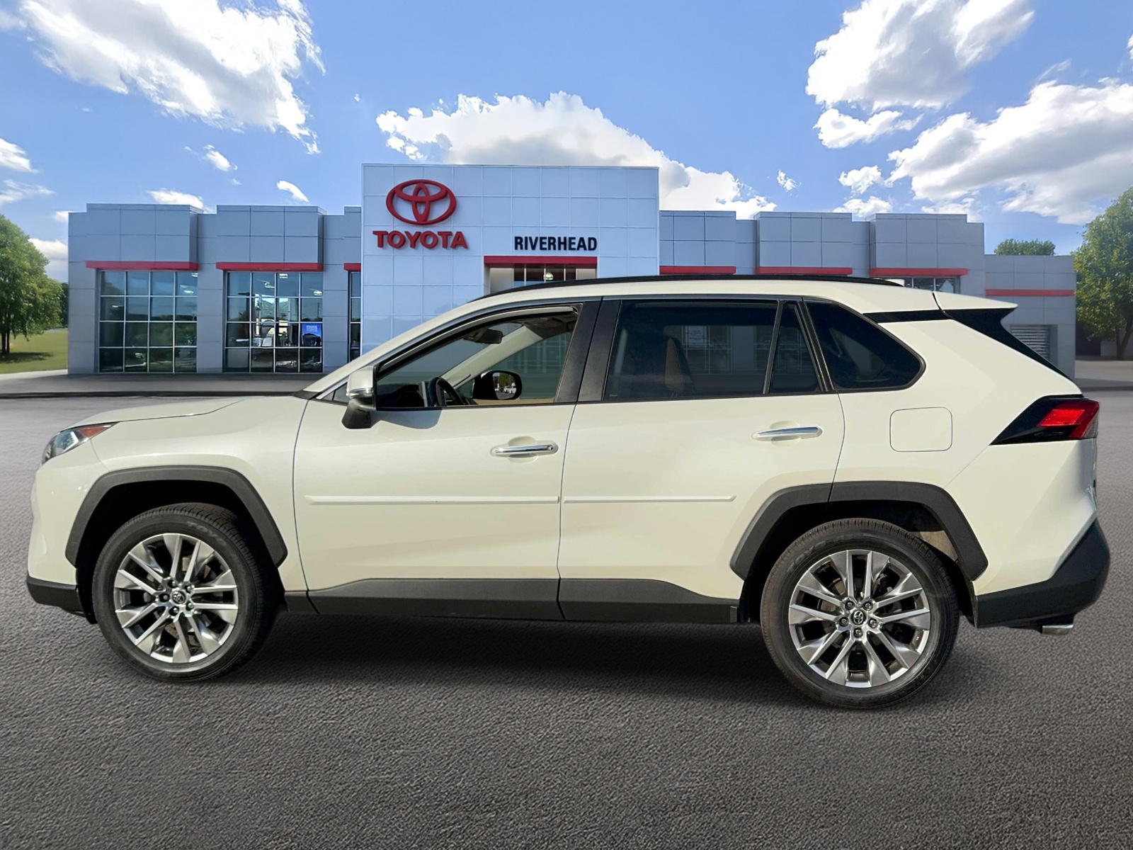 Used 2021 Toyota RAV4 SUV