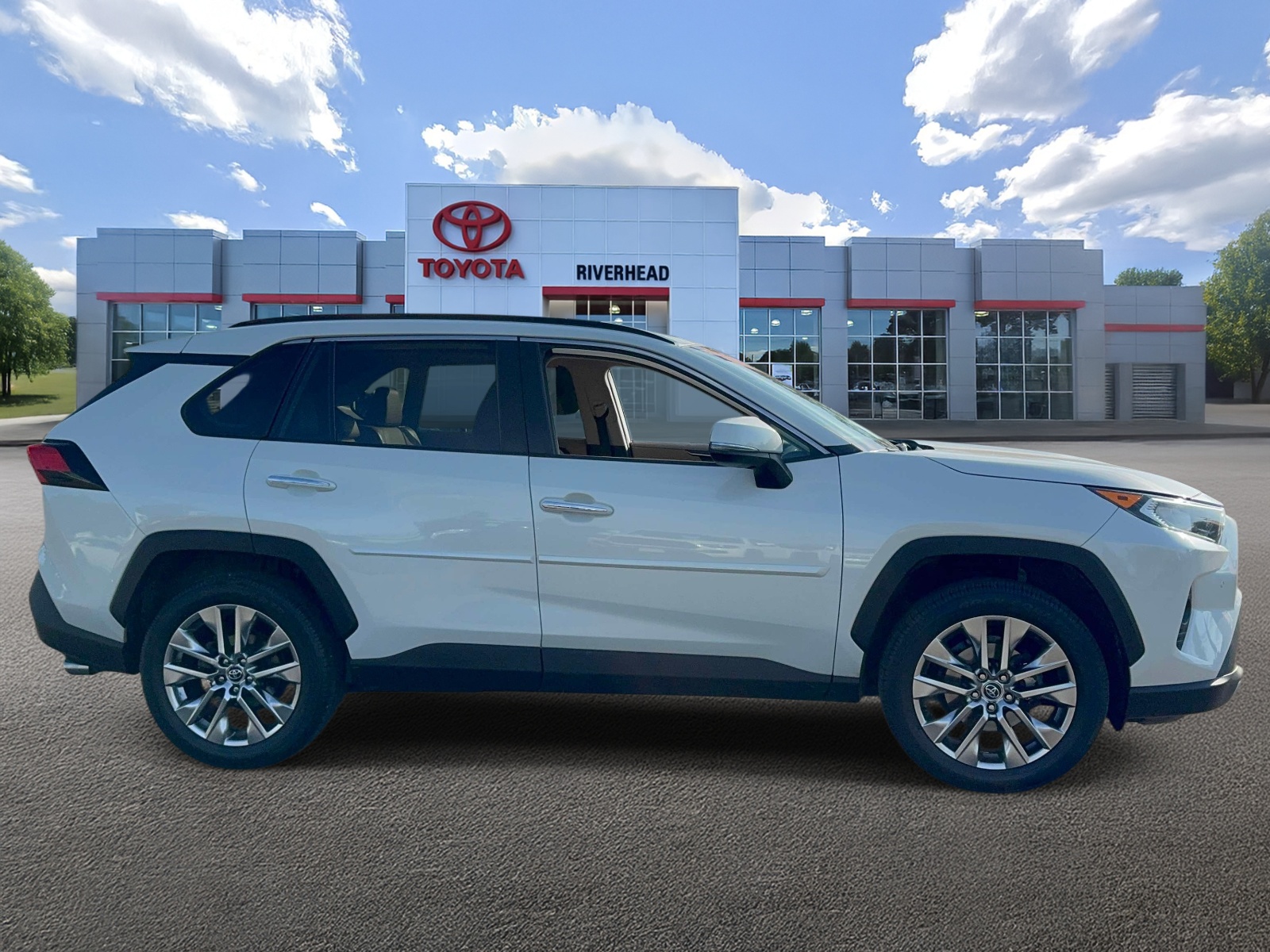 Used 2021 Toyota RAV4 SUV