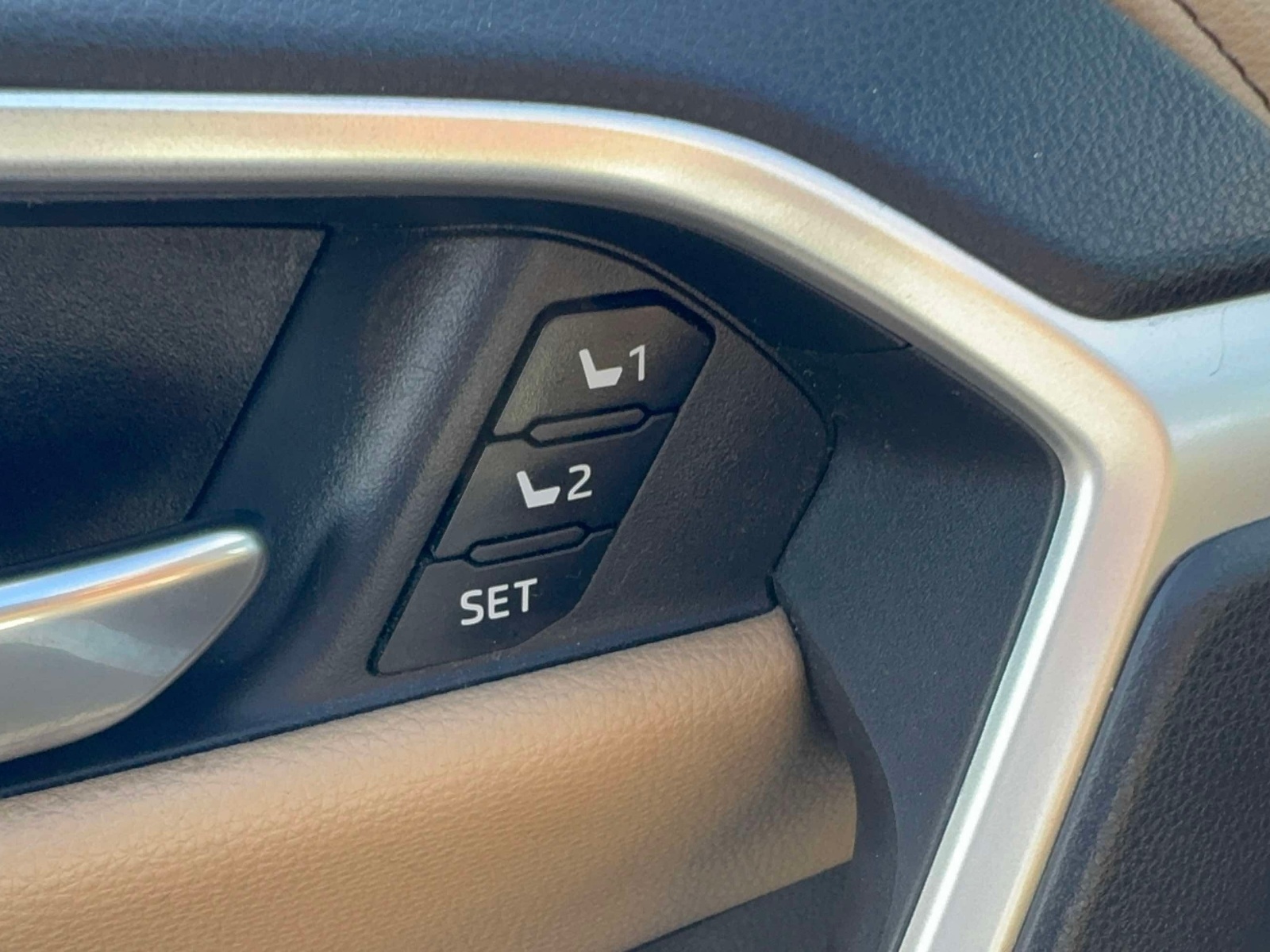 Used 2021 Toyota RAV4 SUV