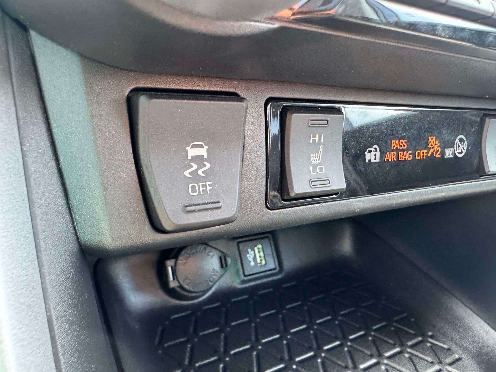 Used 2023 Toyota RAV4 SUV