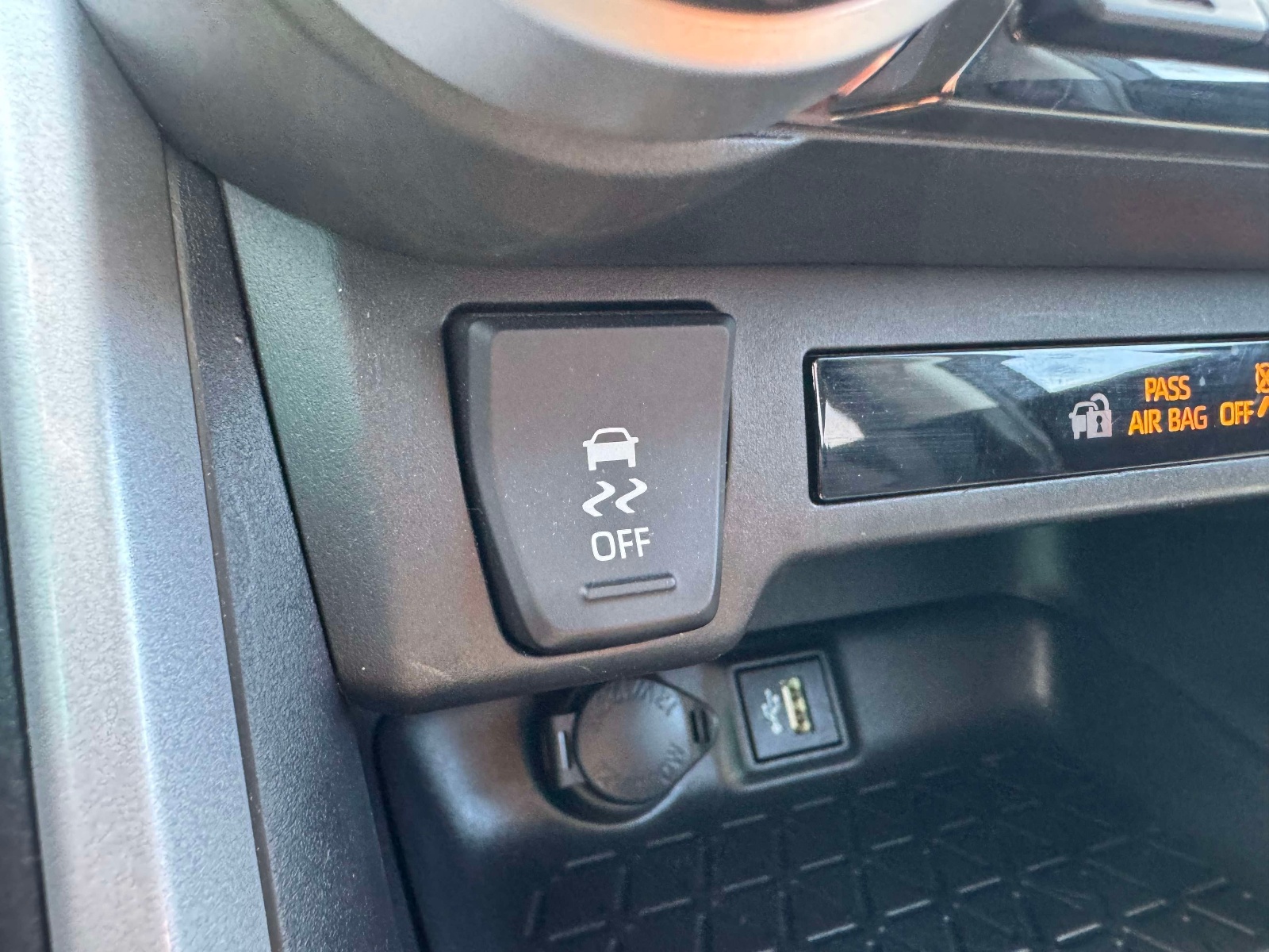 Used 2025 Toyota RAV4 SUV