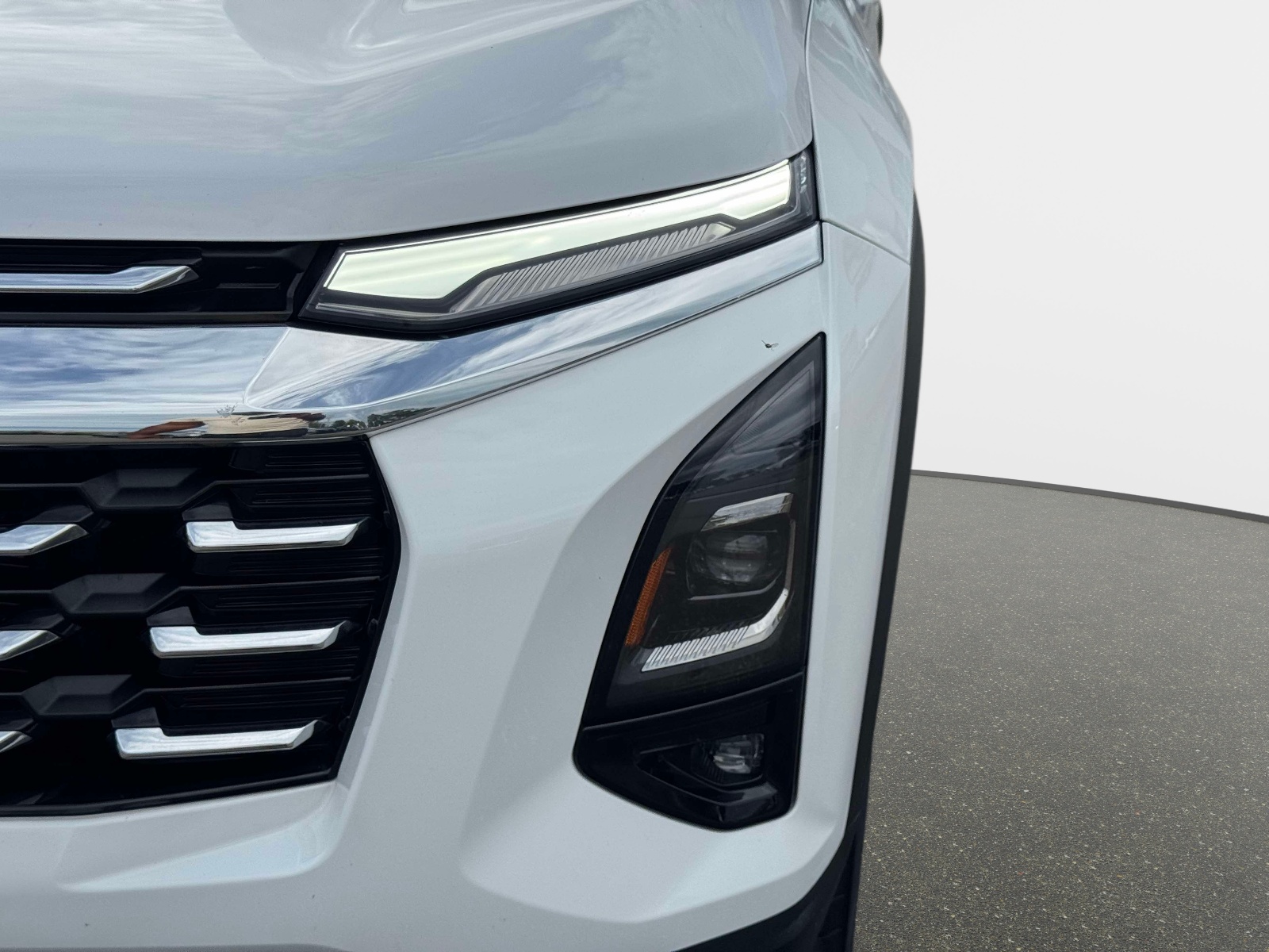 Used 2025 Chevrolet Equinox SUV