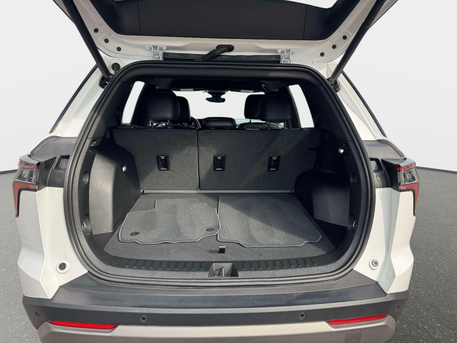 Used 2025 Chevrolet Equinox SUV