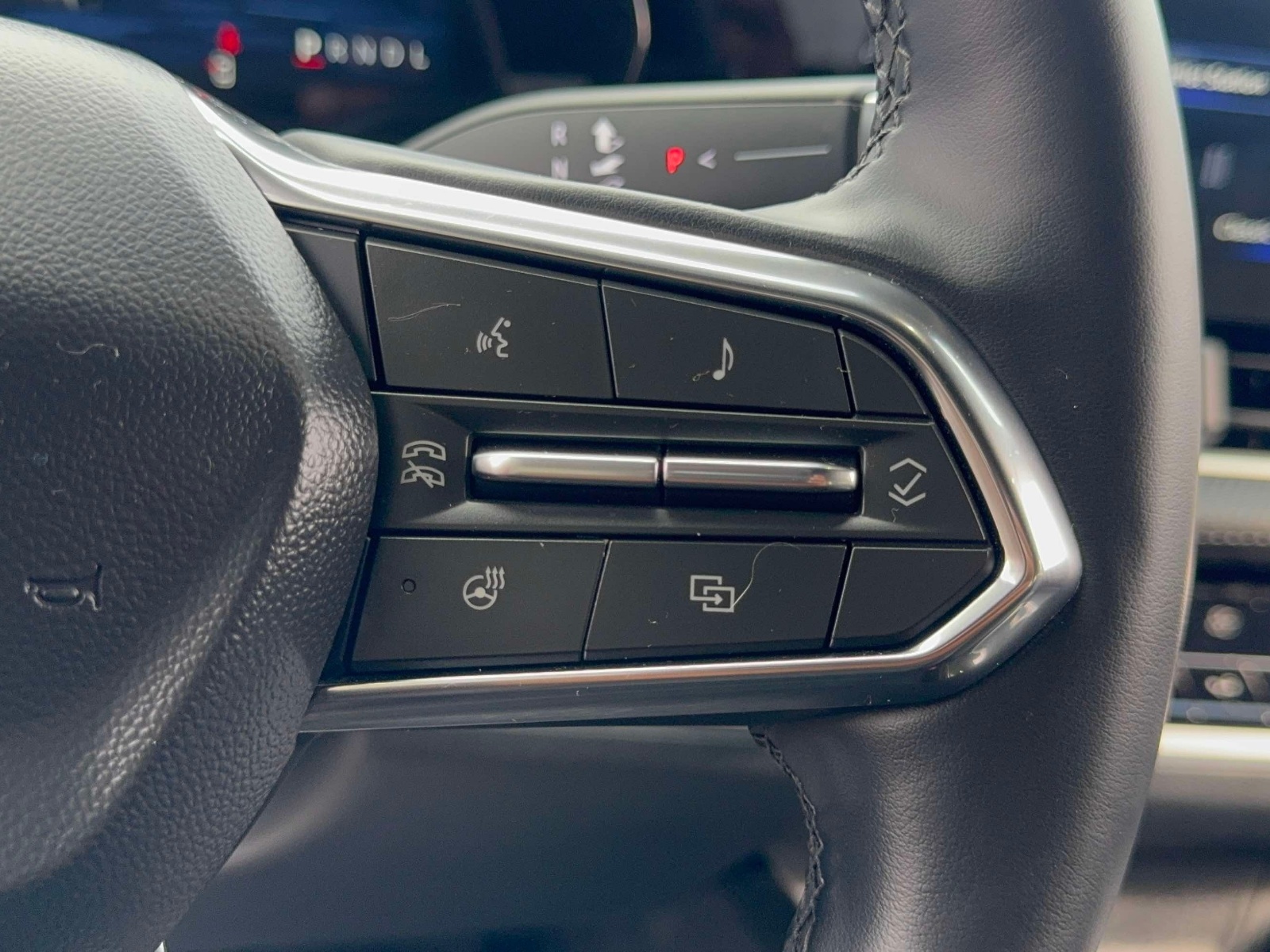 Used 2025 Chevrolet Equinox SUV