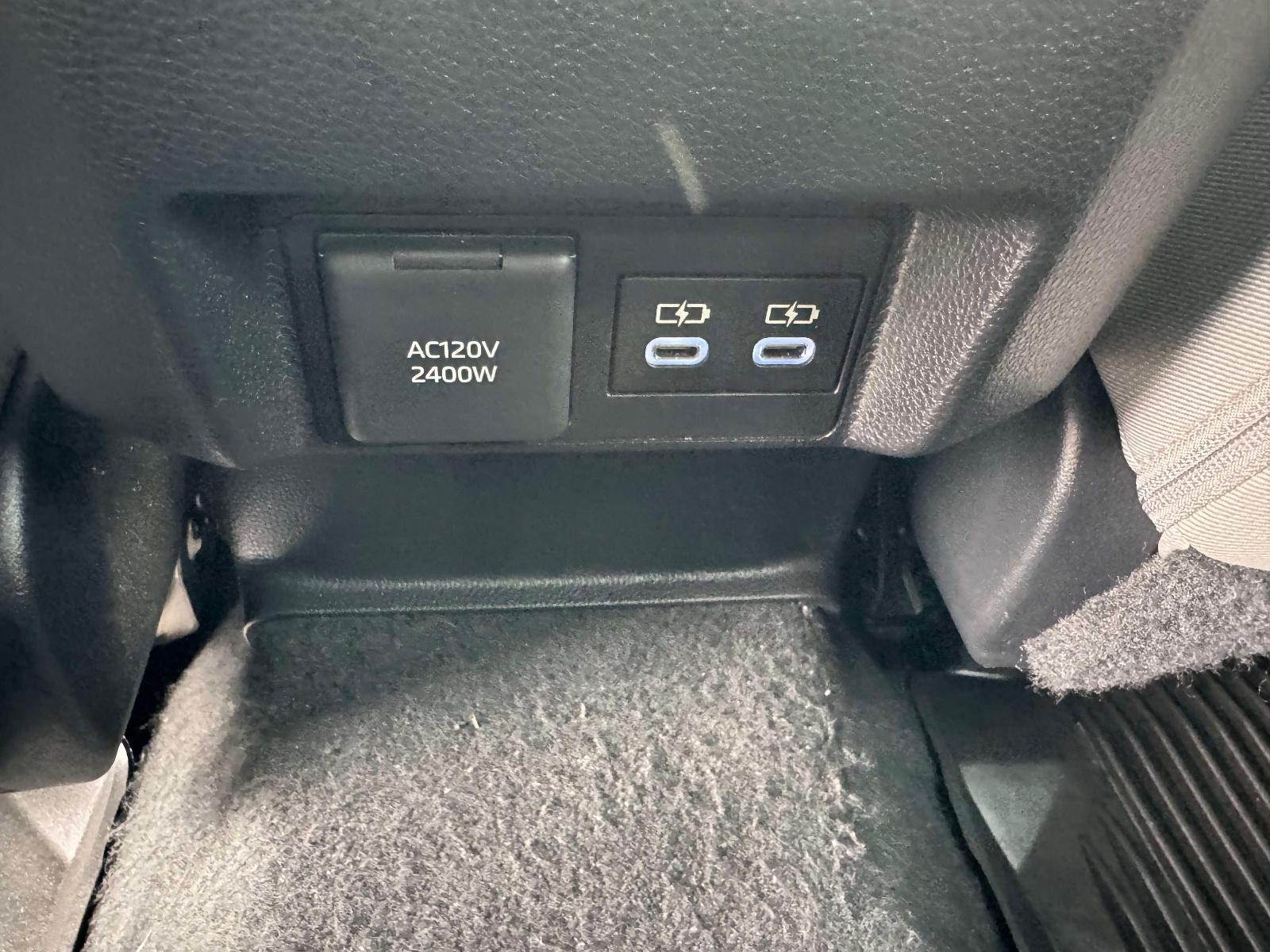 Used 2025 Toyota Tacoma Hybrid Truck