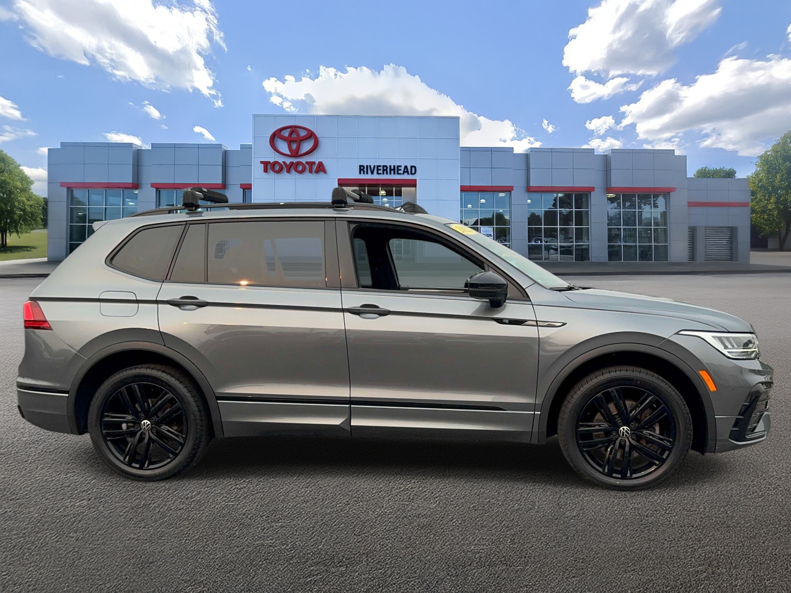 Used 2022 Volkswagen Tiguan SUV