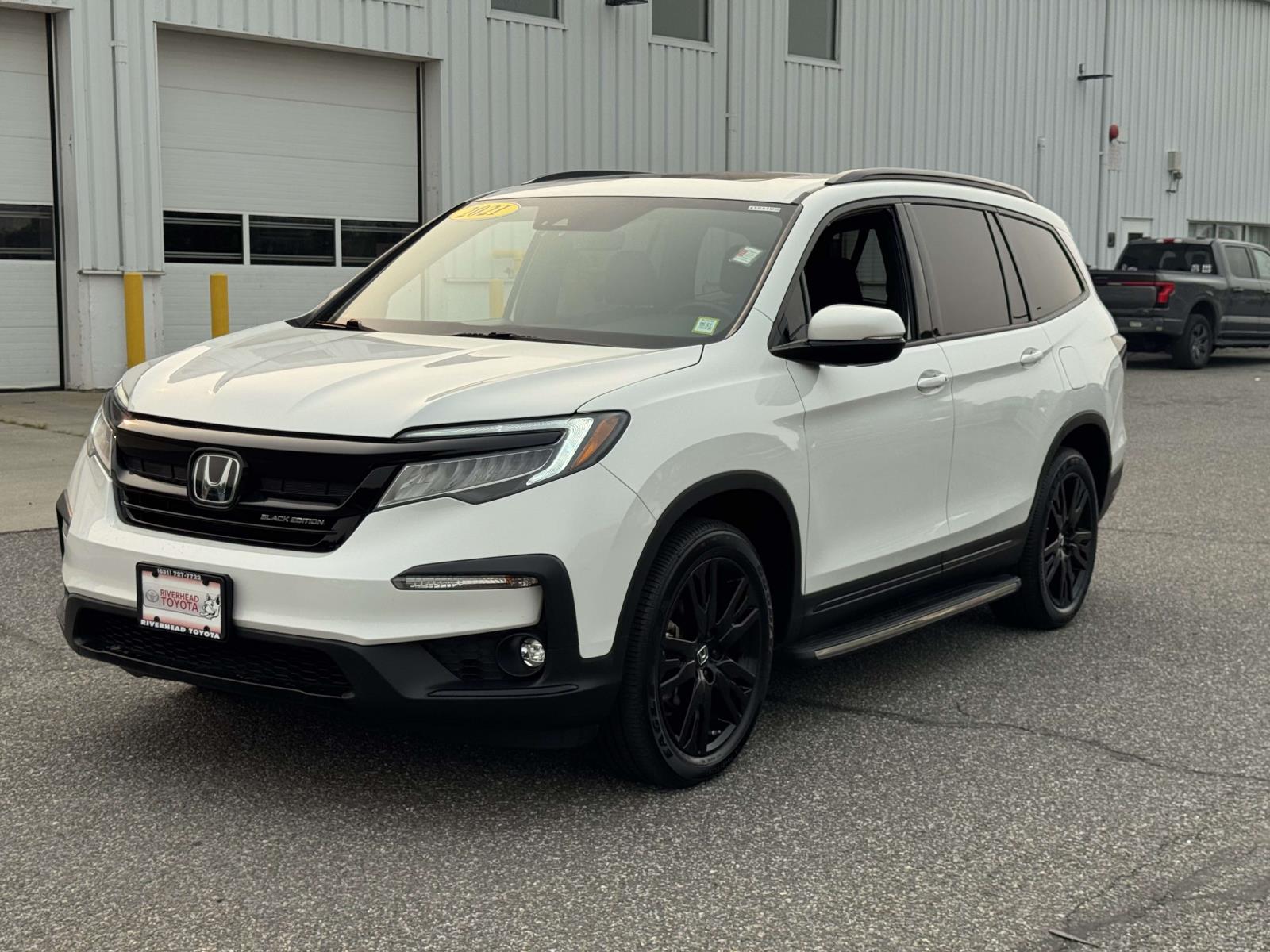 Platinum White Pearl 2021 Honda Pilot SUV / Crossover All-Wheel Drive Automatic