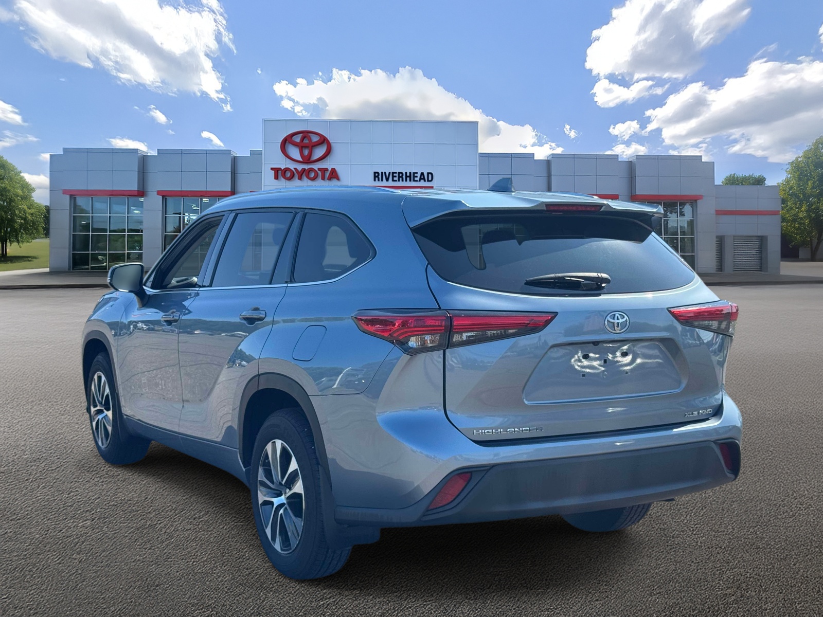 Used 2021 Toyota Highlander SUV