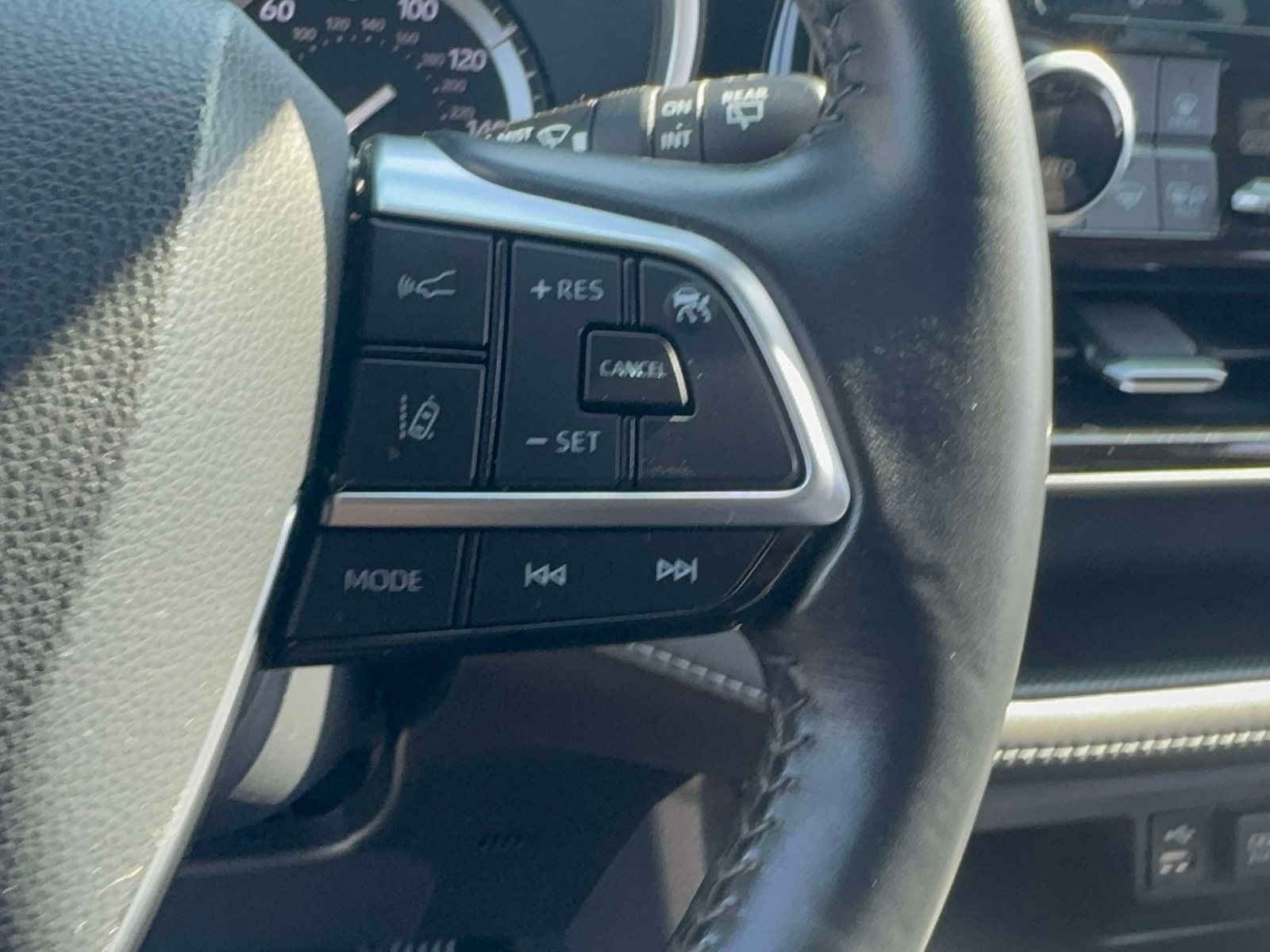 Used 2021 Toyota Highlander SUV