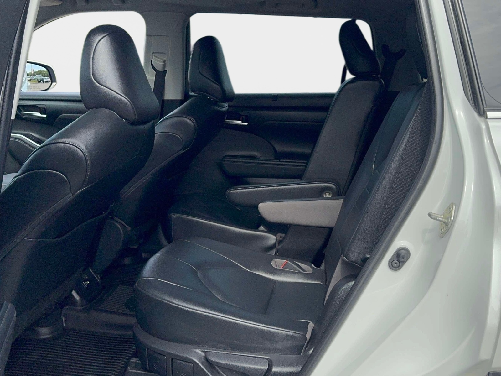Used 2020 Toyota Highlander SUV