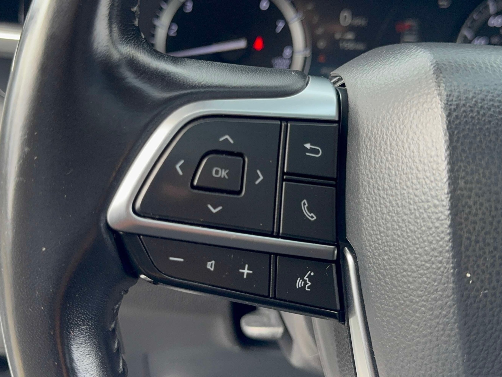 Used 2020 Toyota Highlander SUV