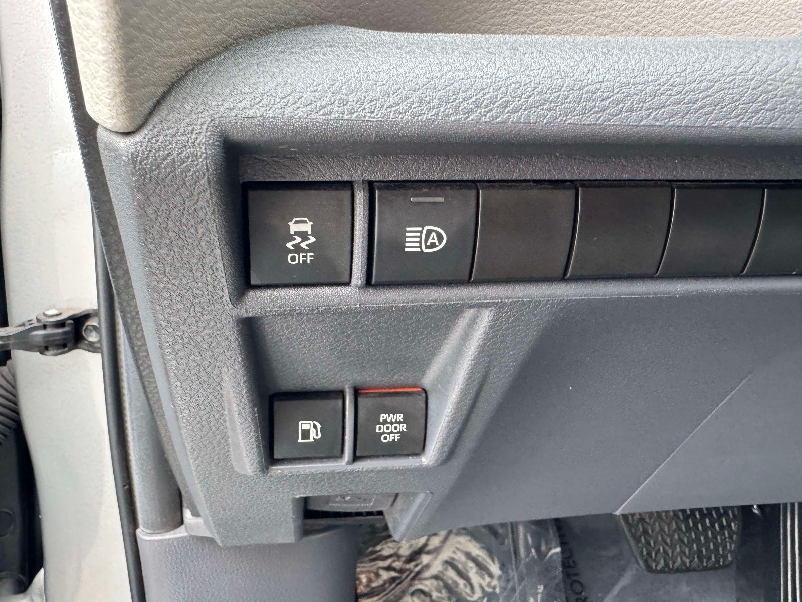 Used 2023 Toyota Sienna Van