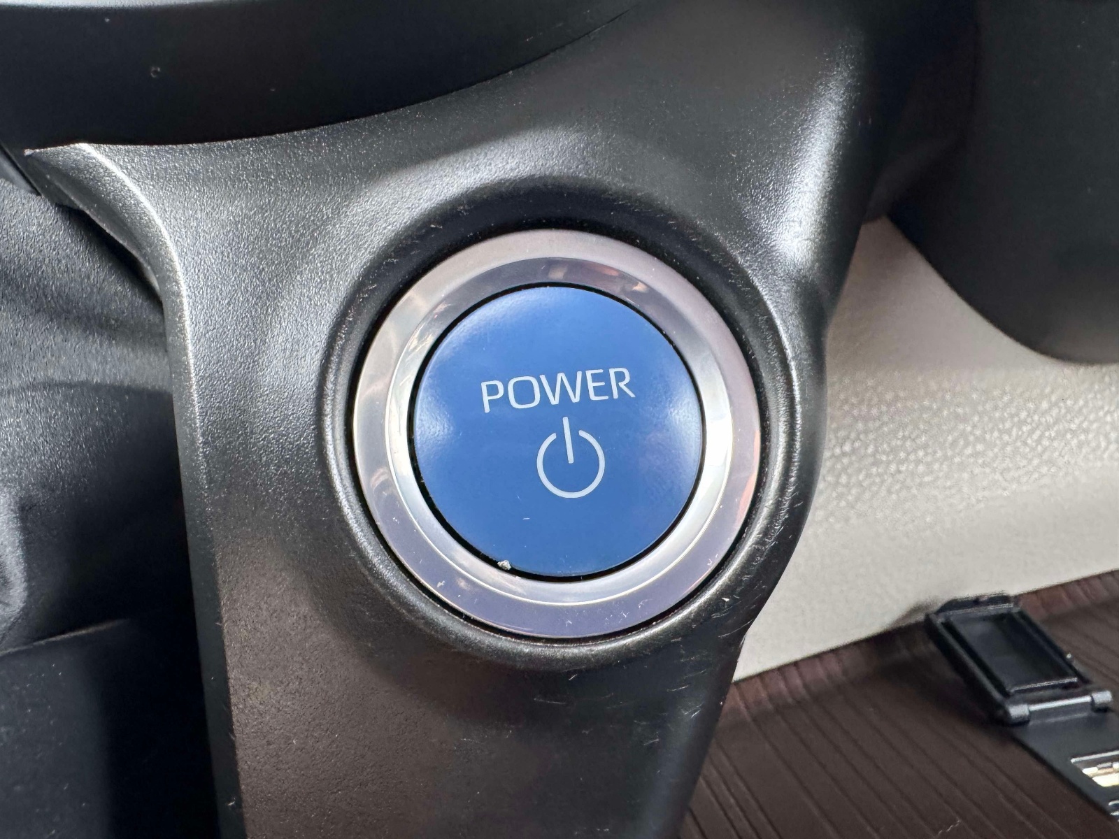 Used 2023 Toyota Sienna Van