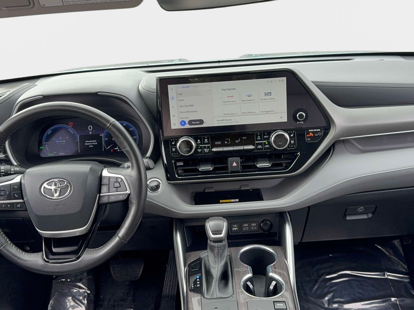 Used 2023 Toyota Highlander Hybrid SUV