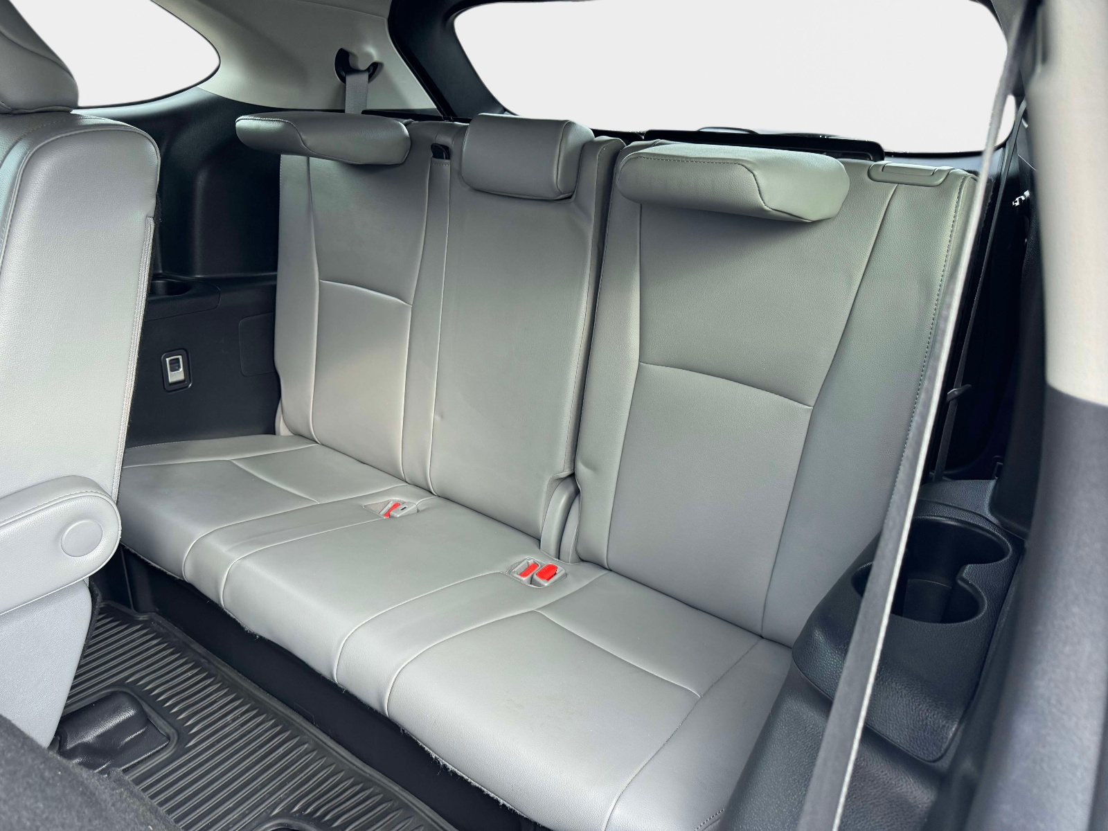 Used 2023 Toyota Highlander Hybrid SUV