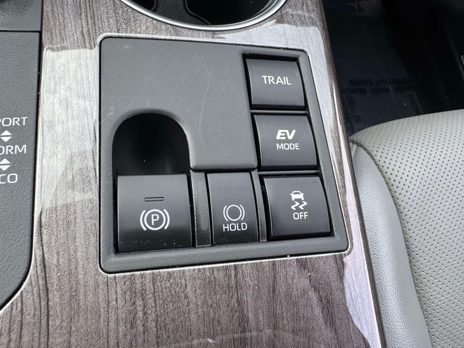 Used 2023 Toyota Highlander Hybrid SUV