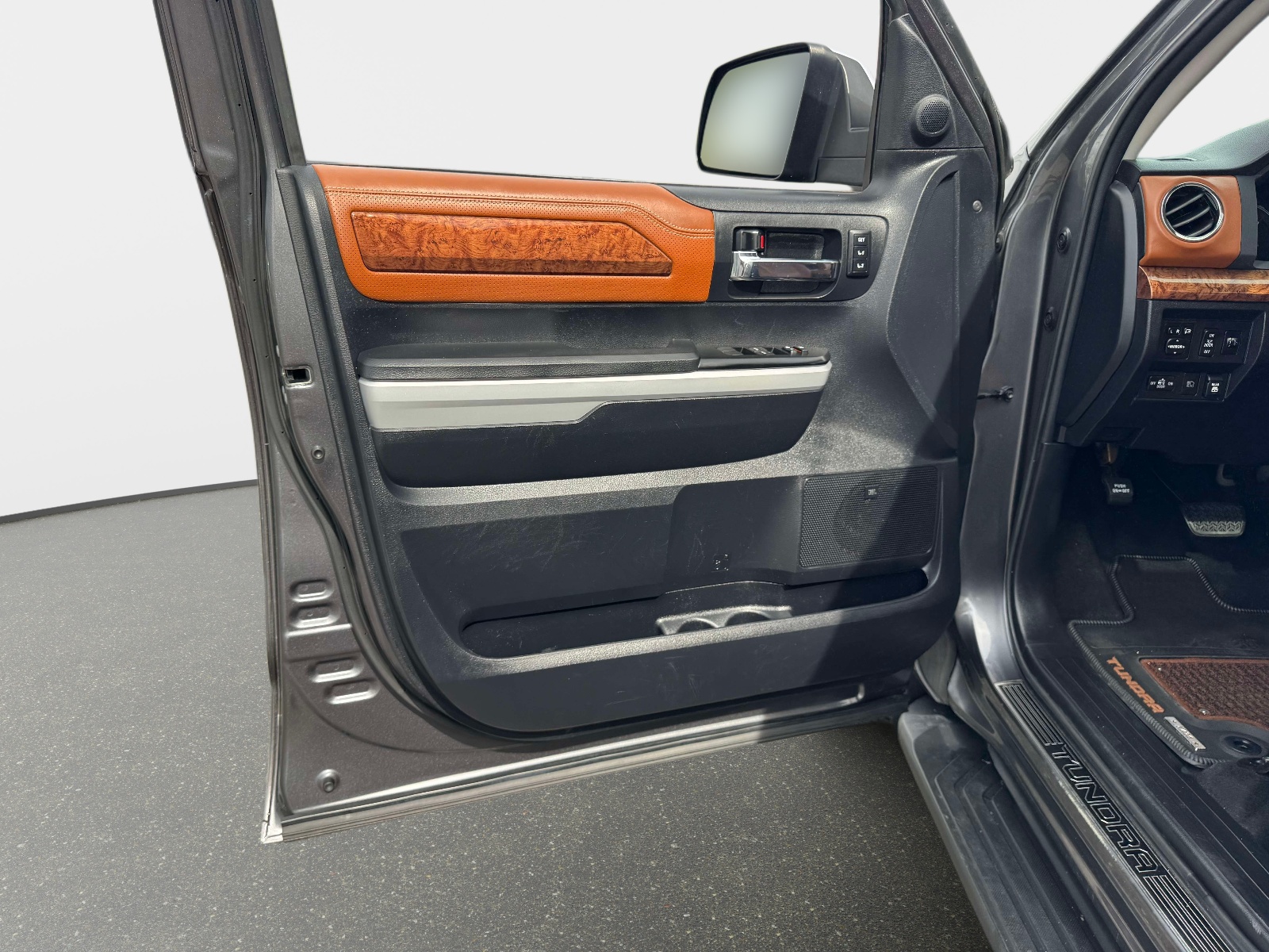 Used 2020 Toyota Tundra Truck