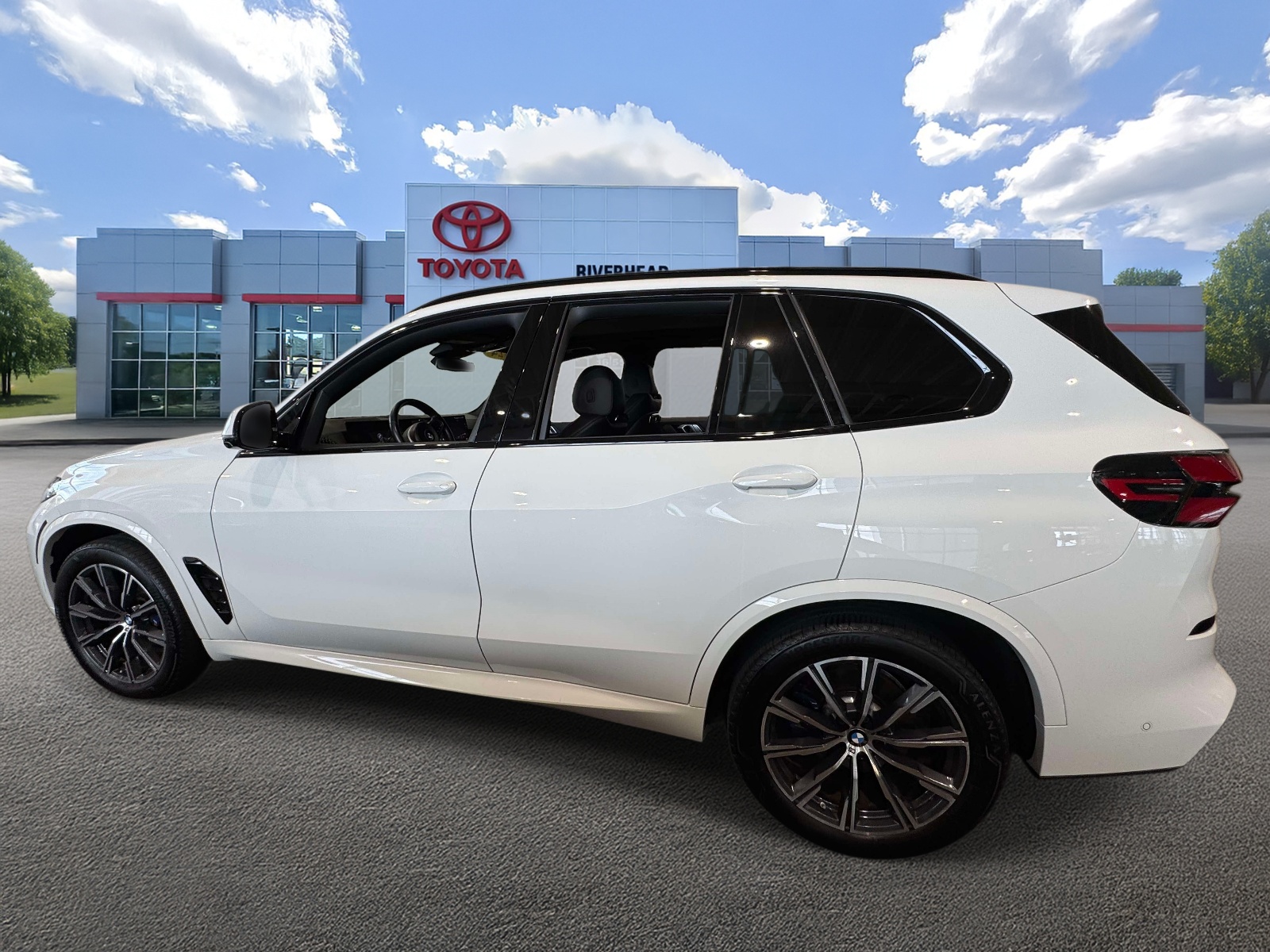 Used 2024 BMW X5 SUV